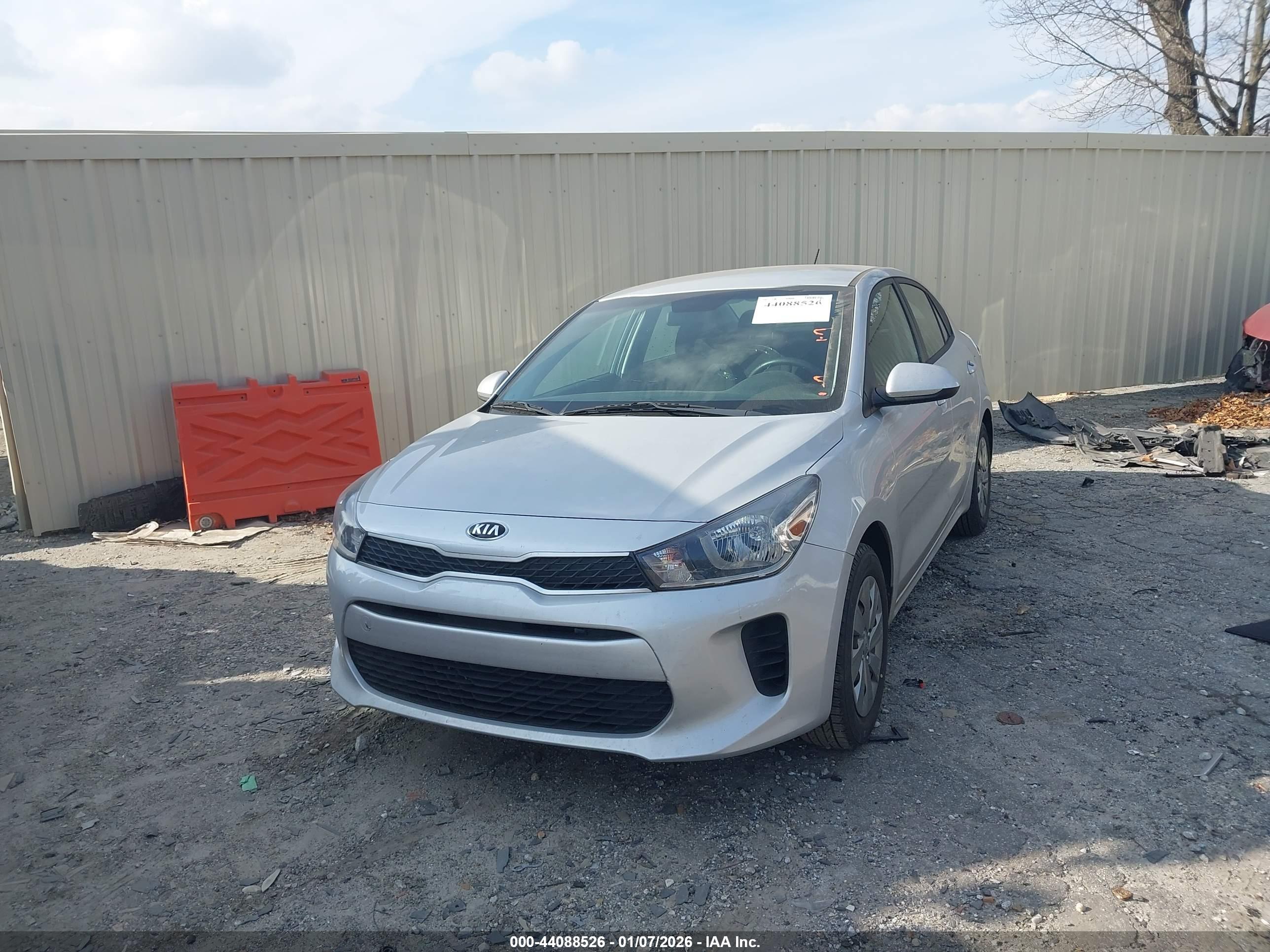 KIA RIO image 2