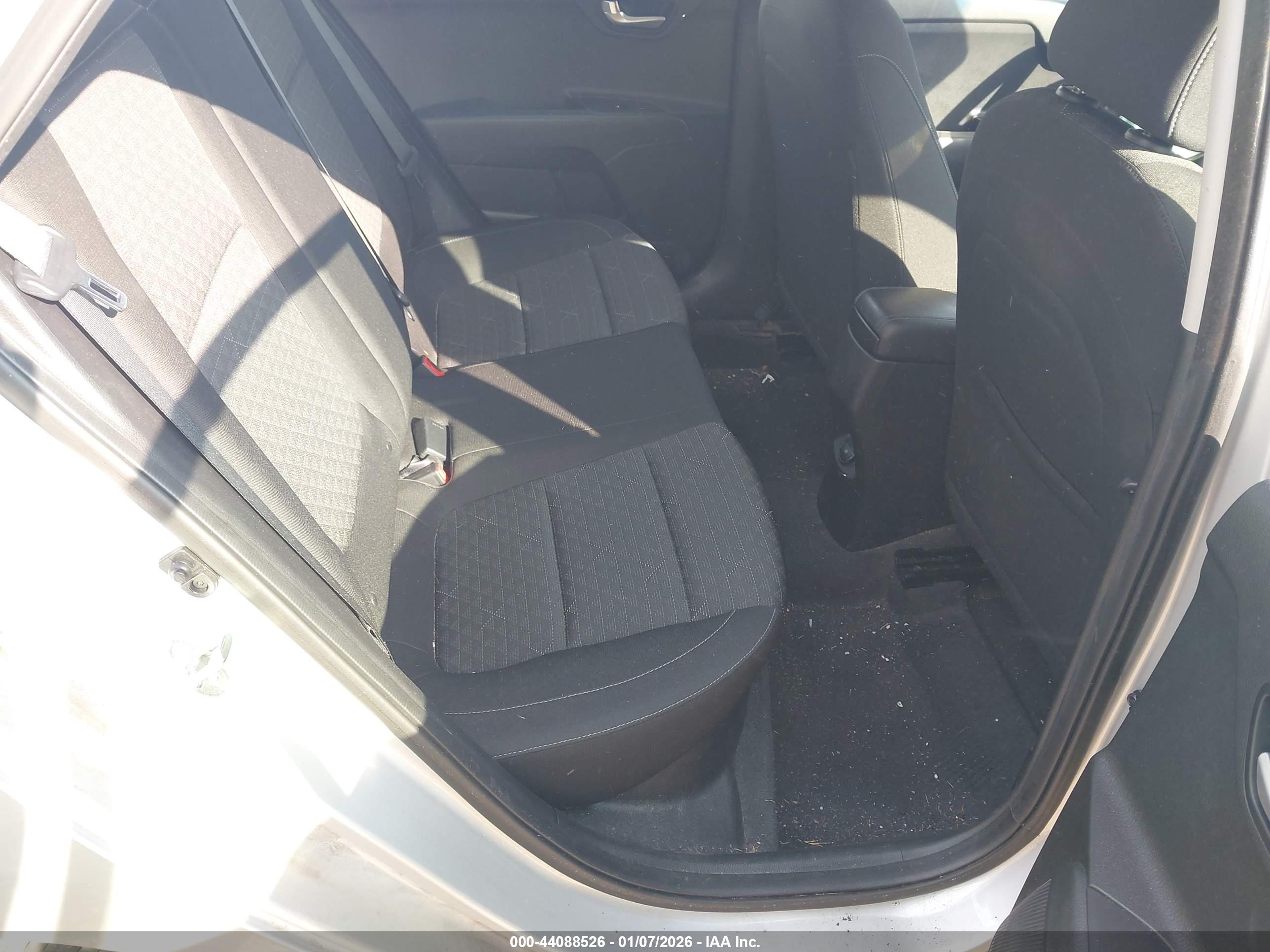 KIA RIO image 8