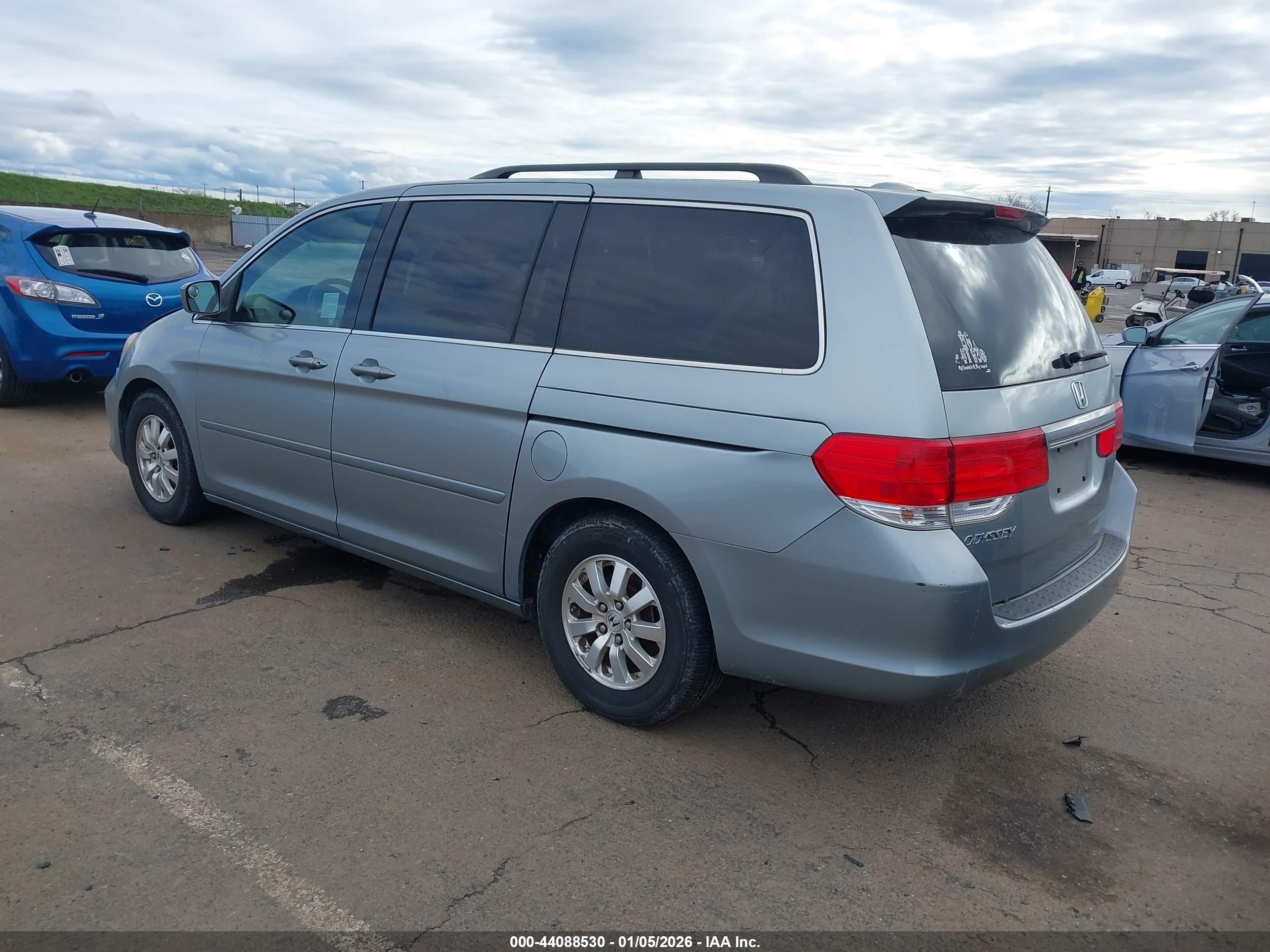 HONDA ODYSSEY image 3
