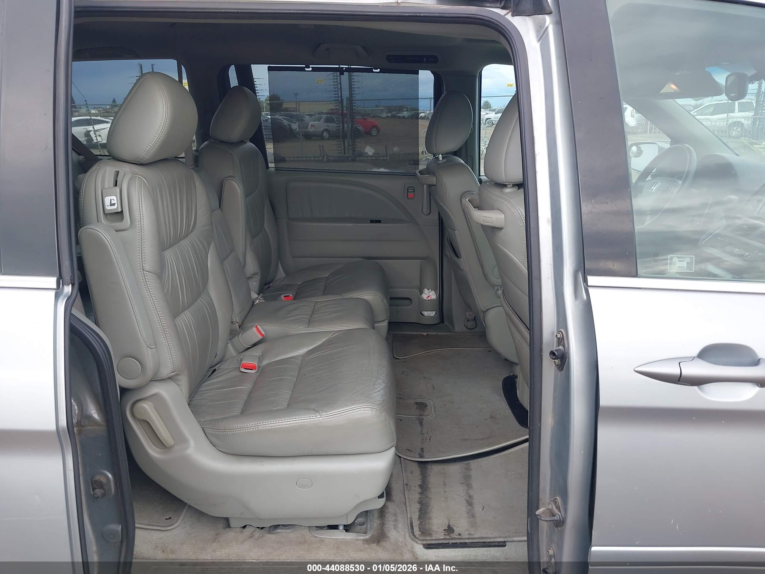 HONDA ODYSSEY image 8