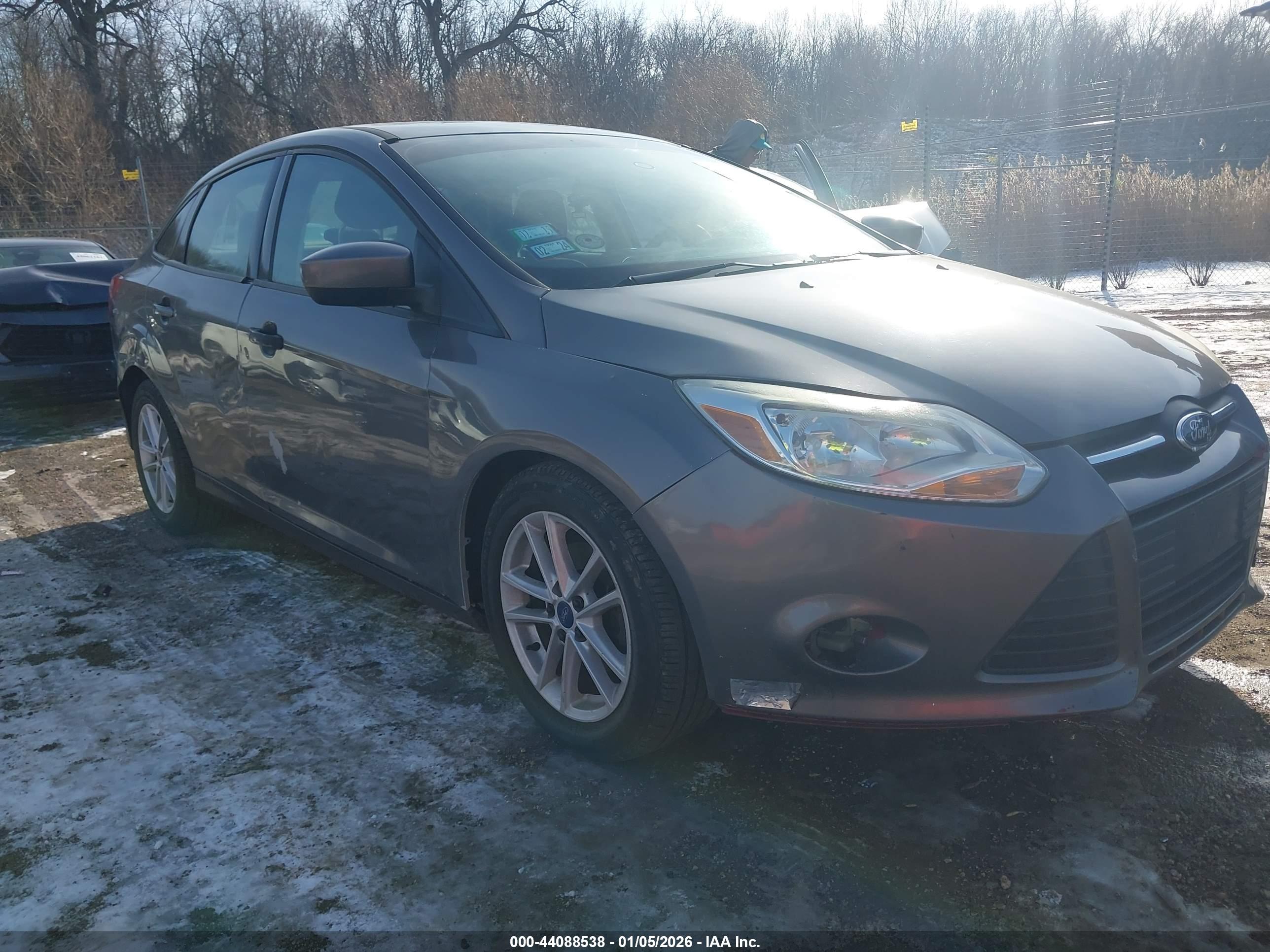 FORD FOCUS image 6