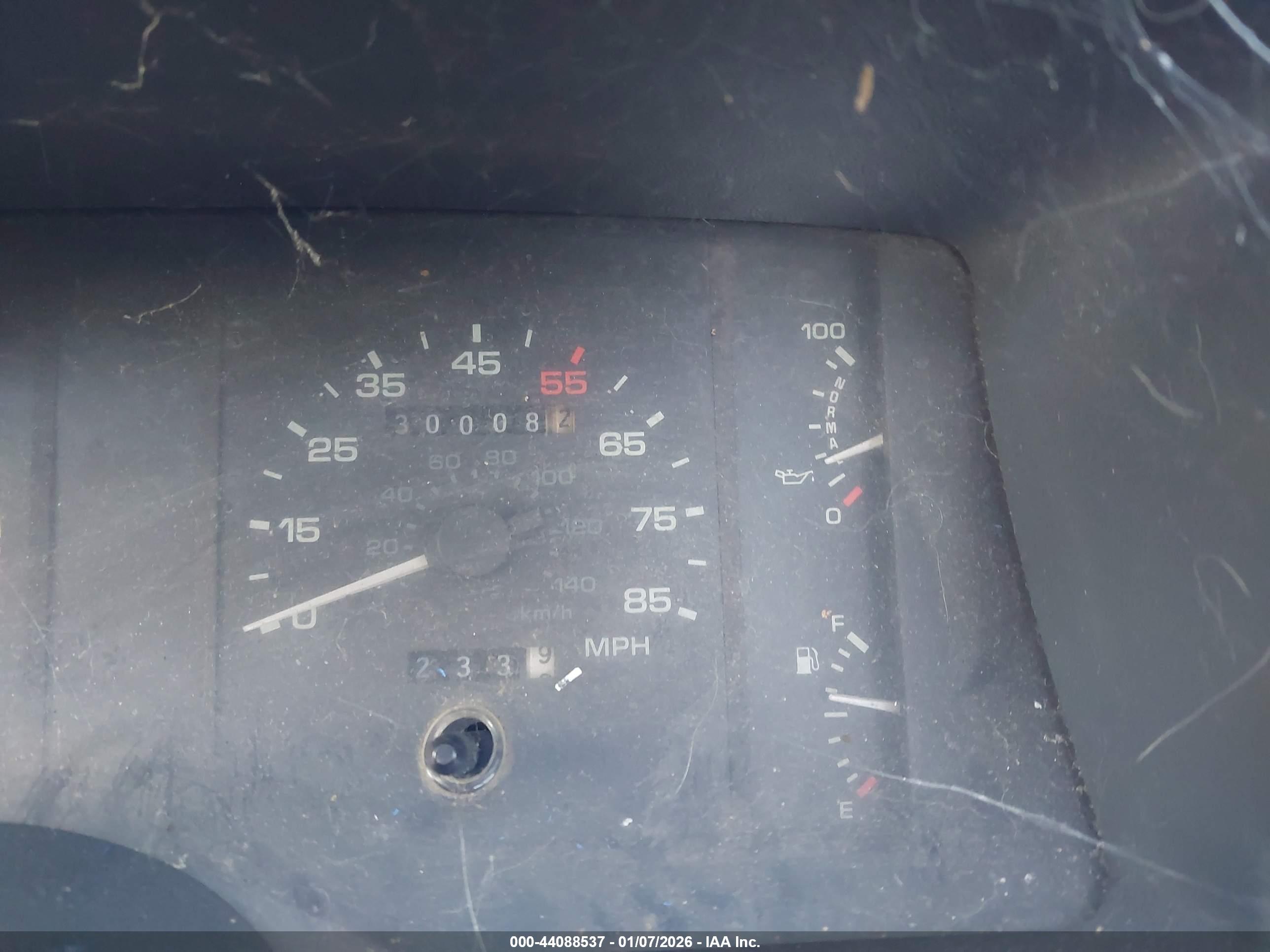 FORD MUSTANG image 7