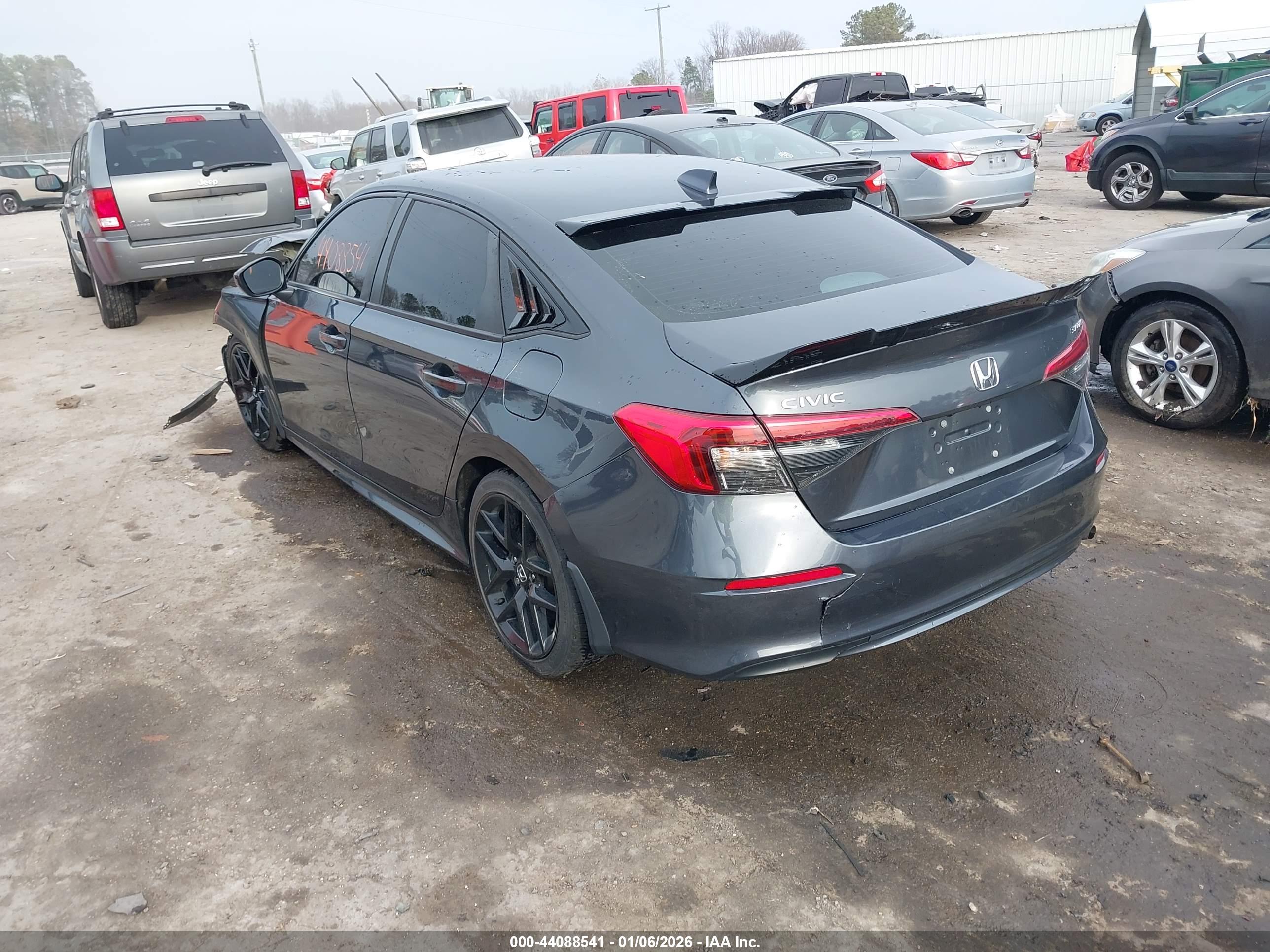 HONDA CIVIC image 3