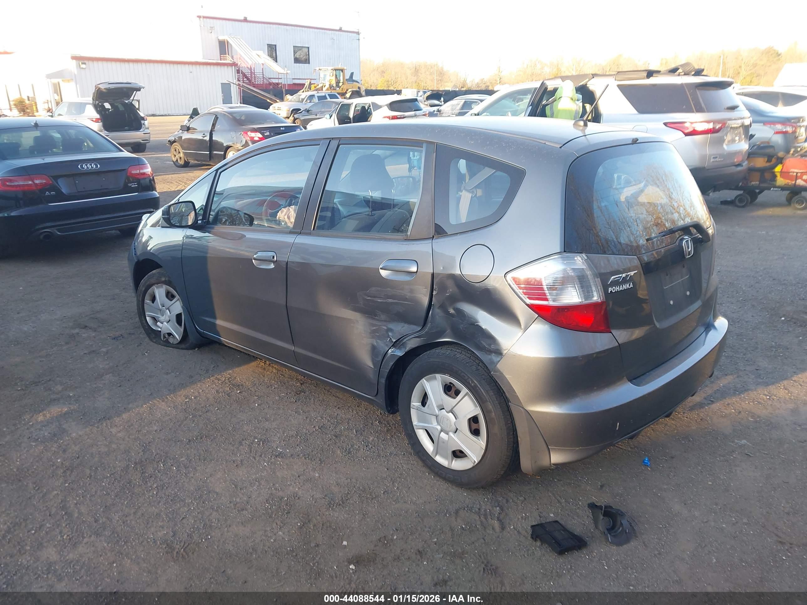 HONDA FIT image 3