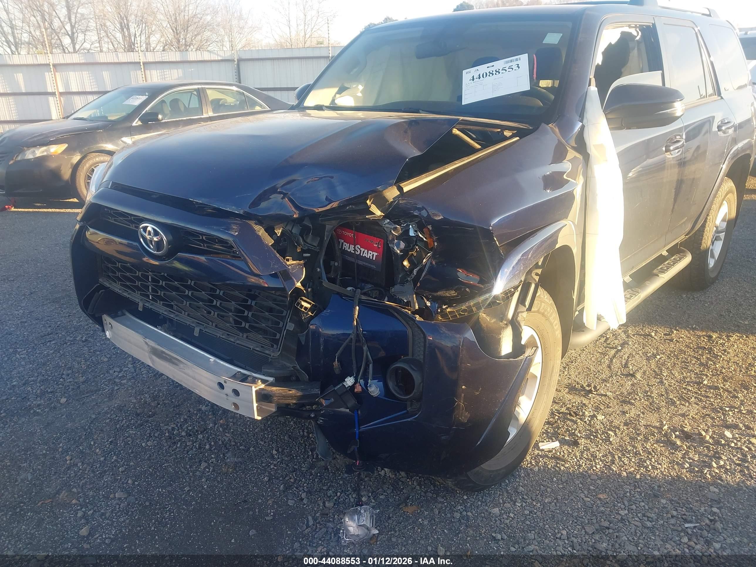 TOYOTA 4RUNNER image 6