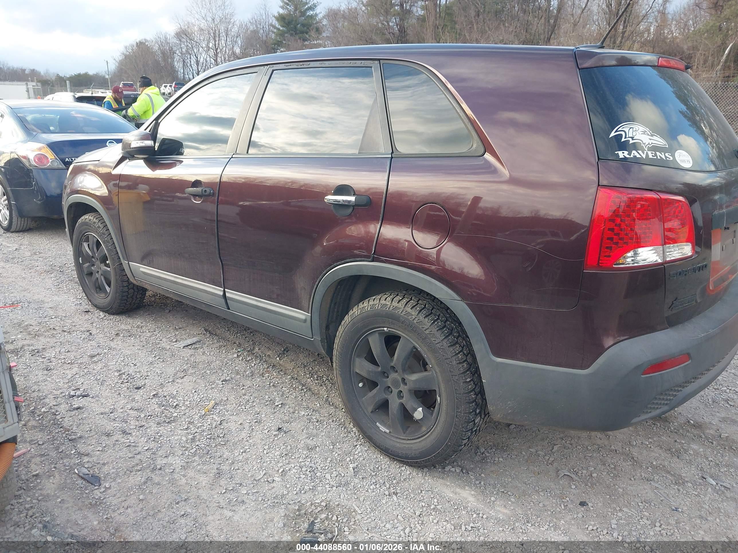 KIA SORENTO image 3