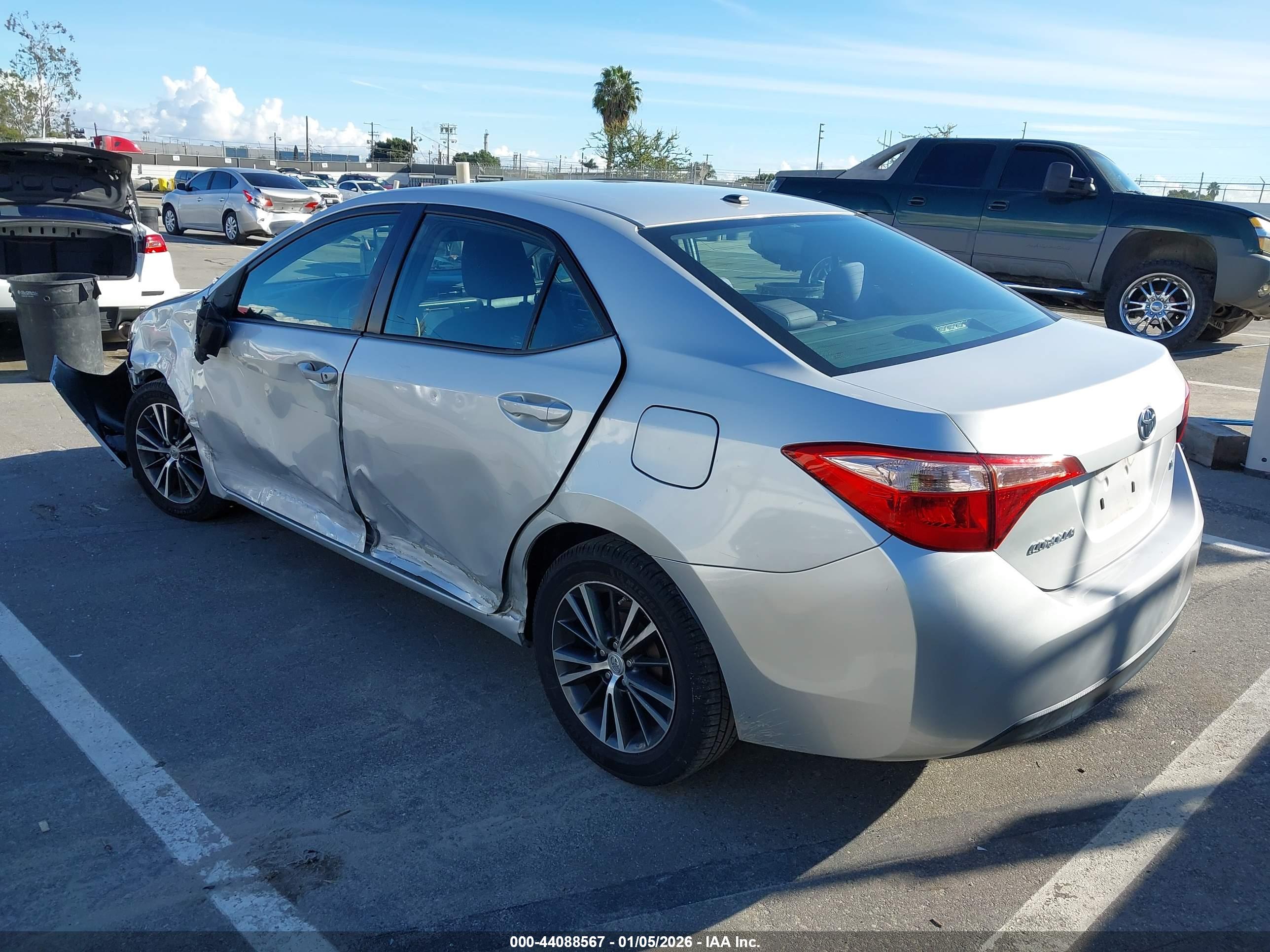 TOYOTA COROLLA image 3