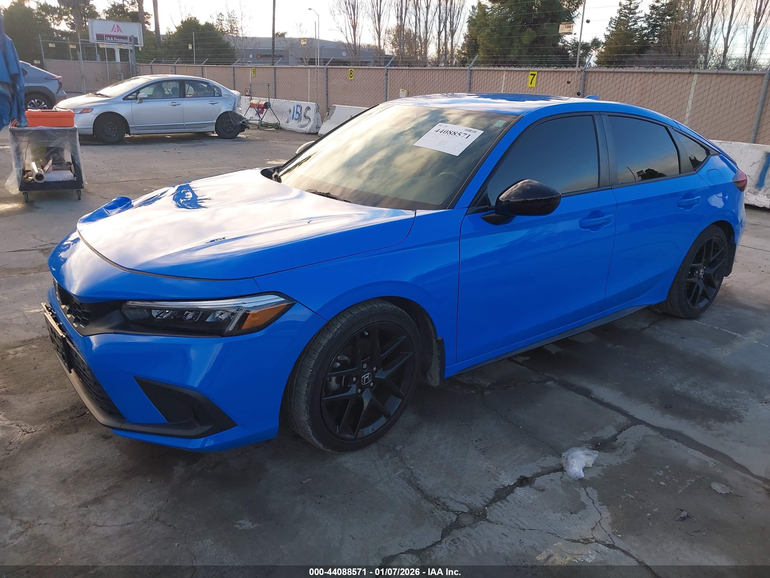 HONDA CIVIC image 2