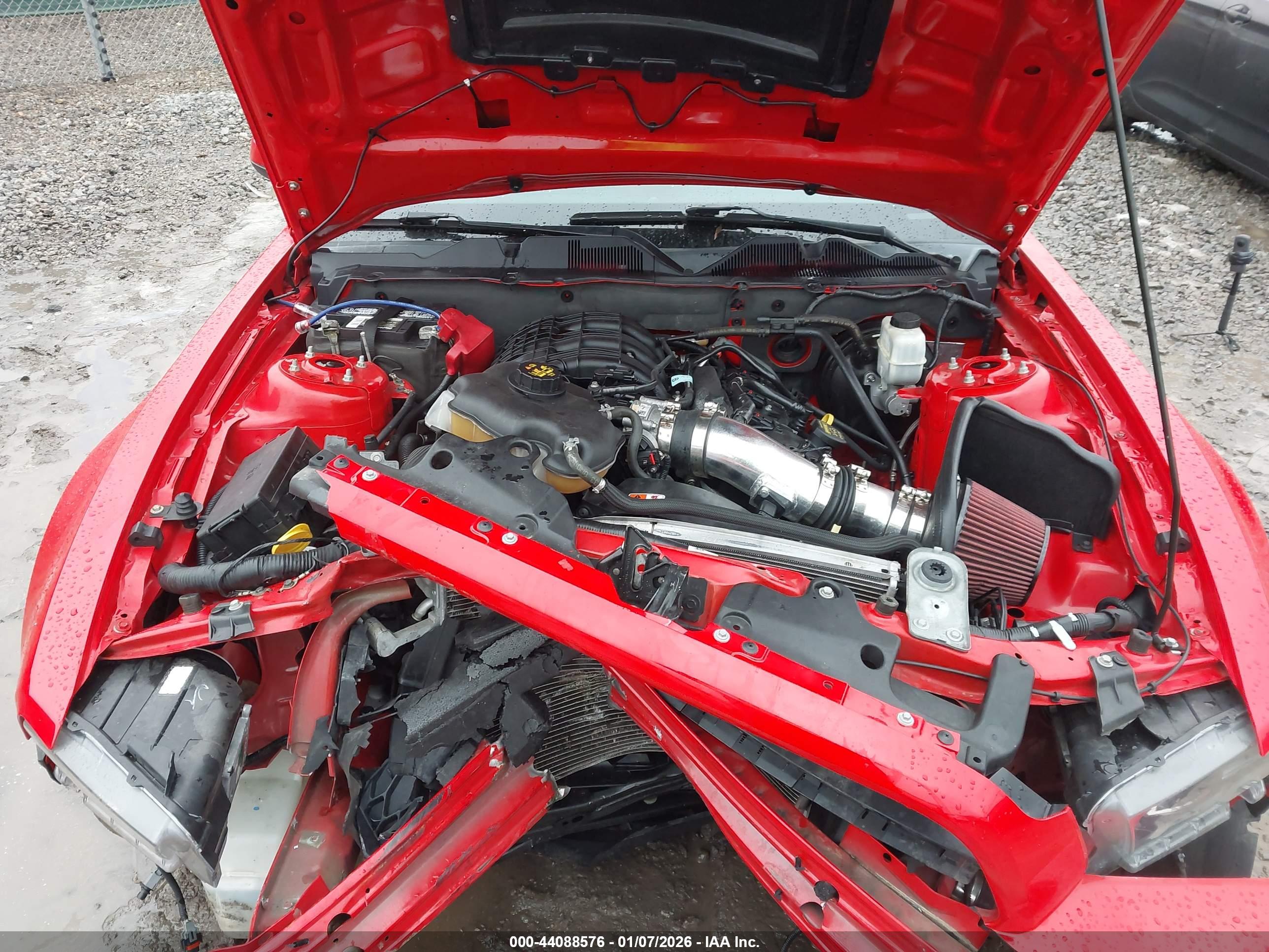 FORD MUSTANG image 10