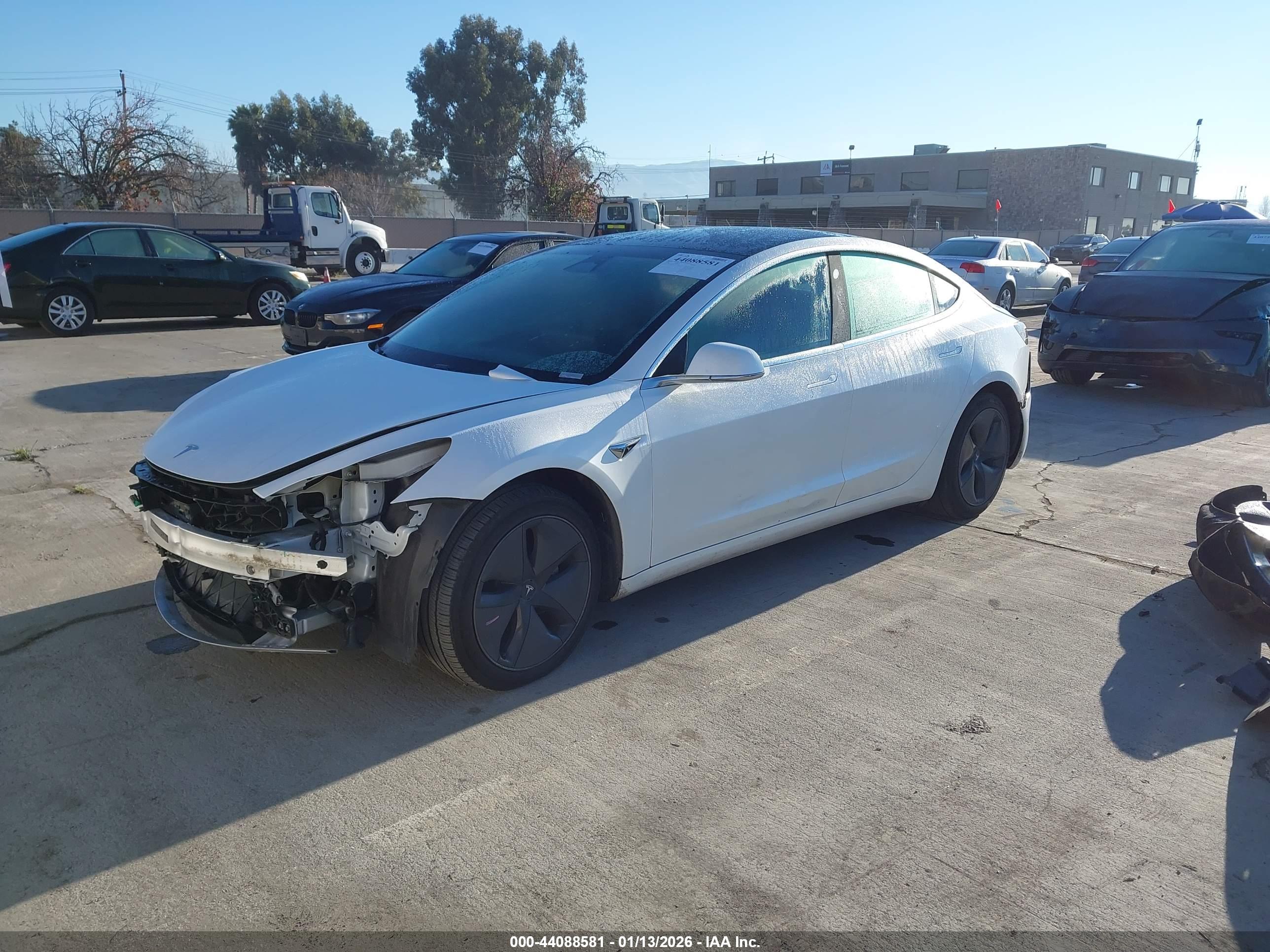 TESLA MODEL image 2