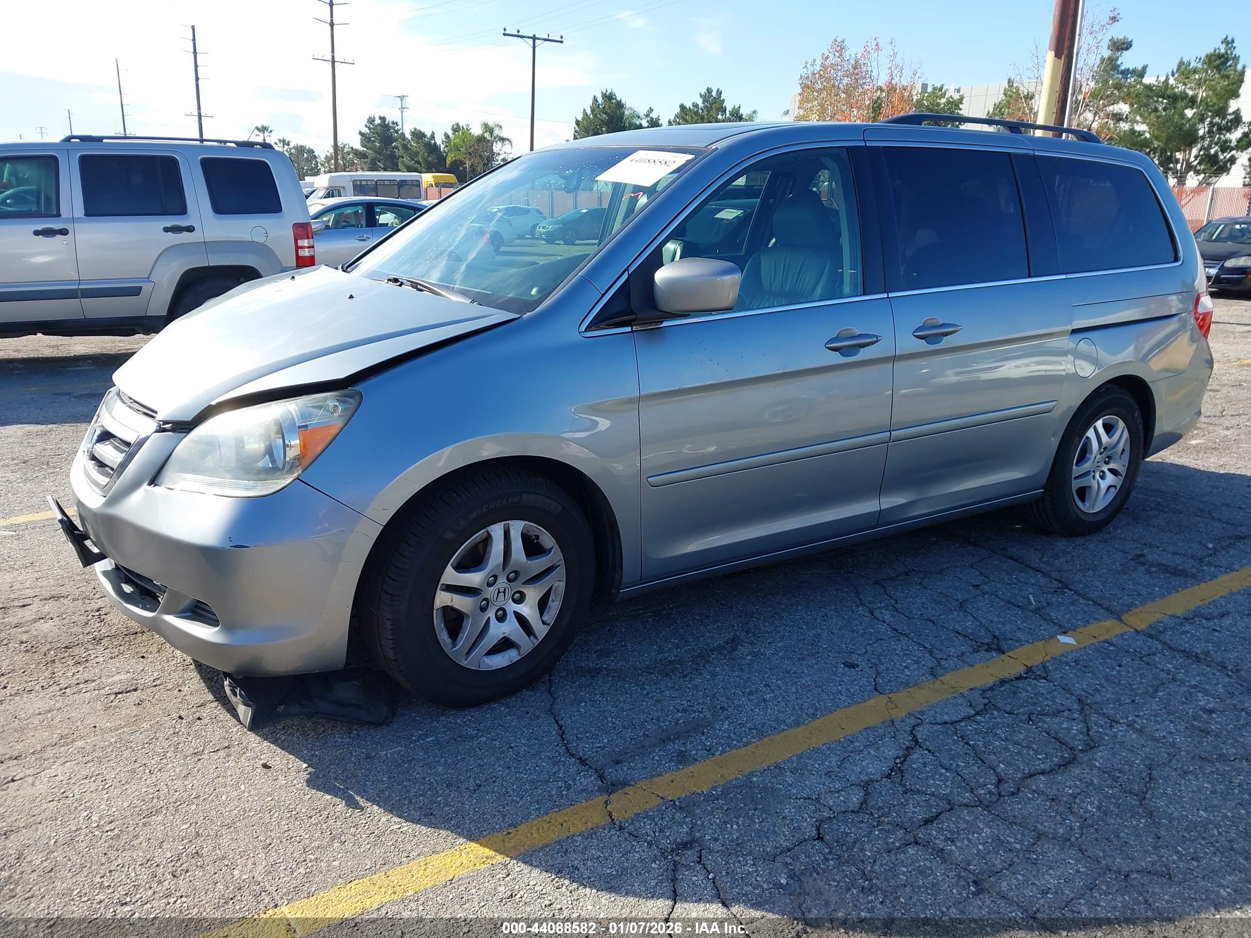 HONDA ODYSSEY image 2
