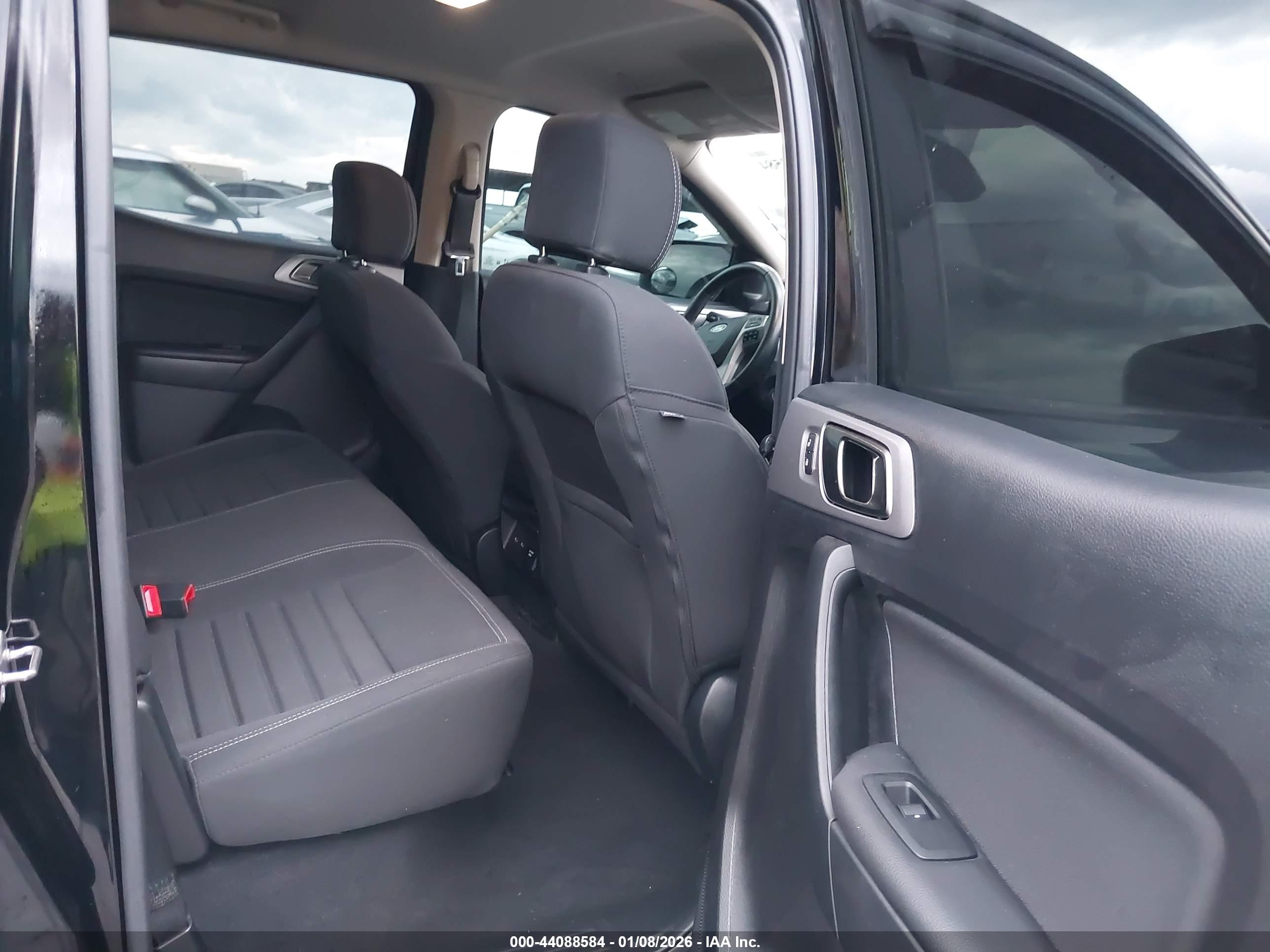 FORD RANGER image 8
