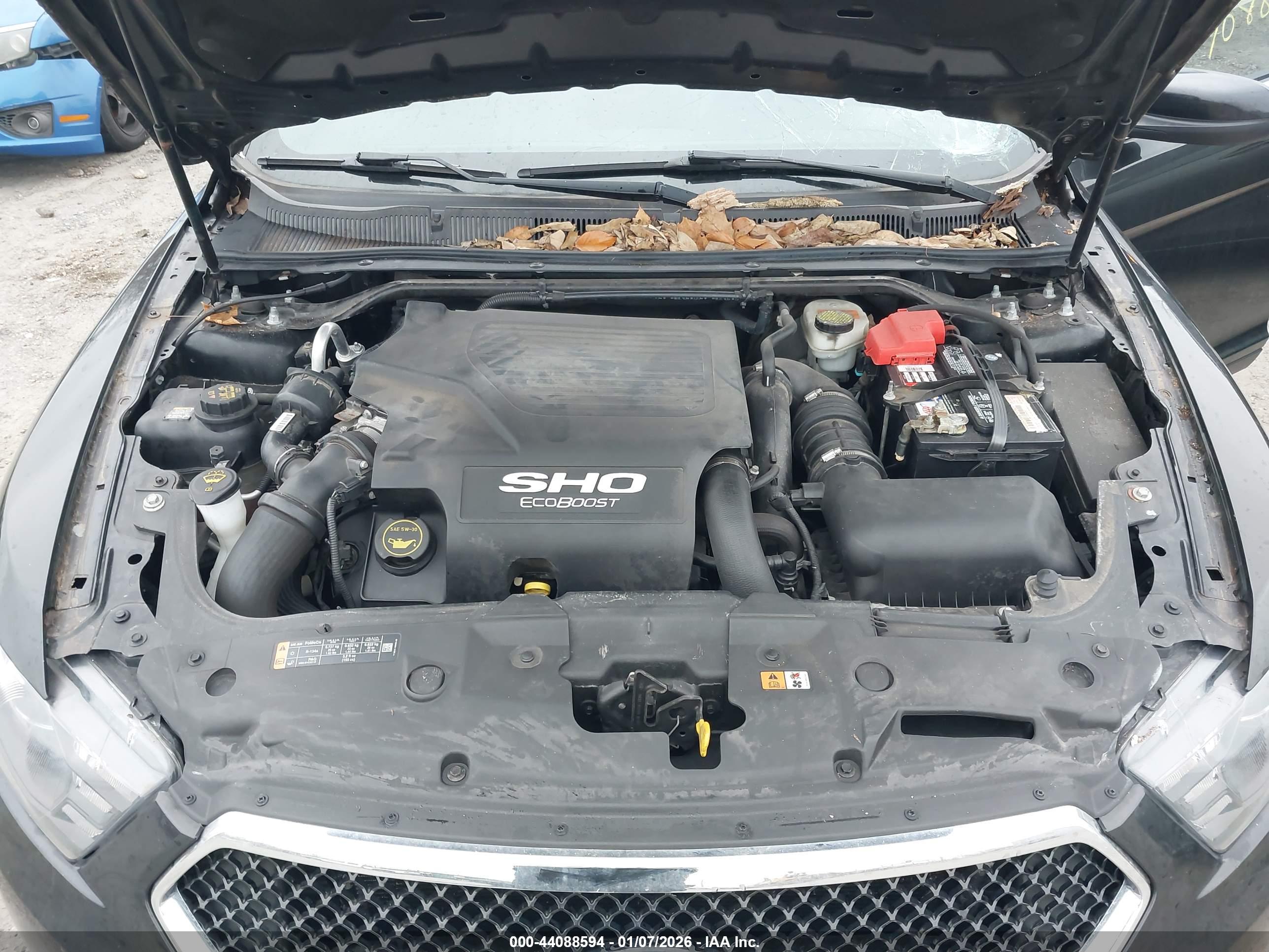 FORD TAURUS image 10