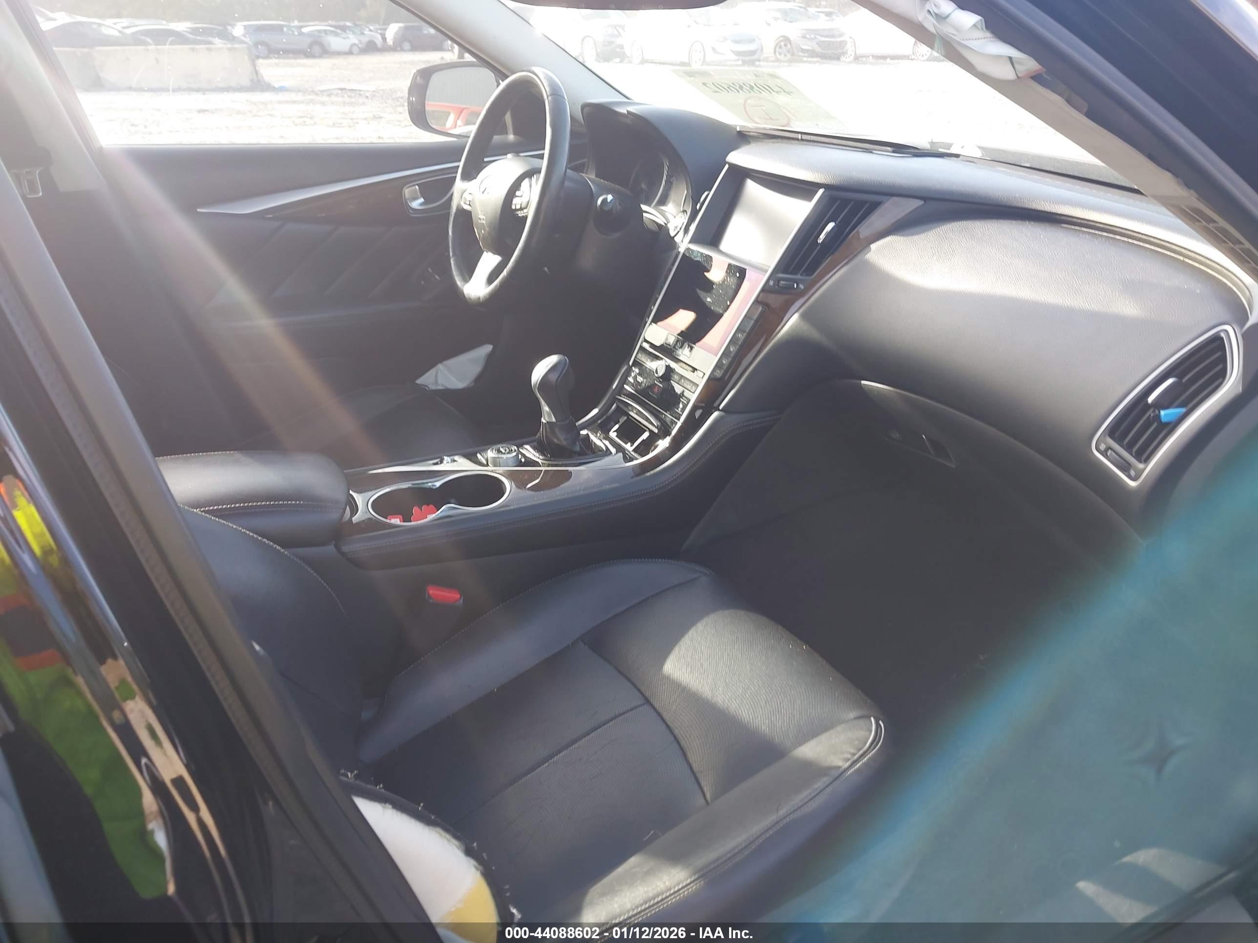 INFINITI Q50 image 5