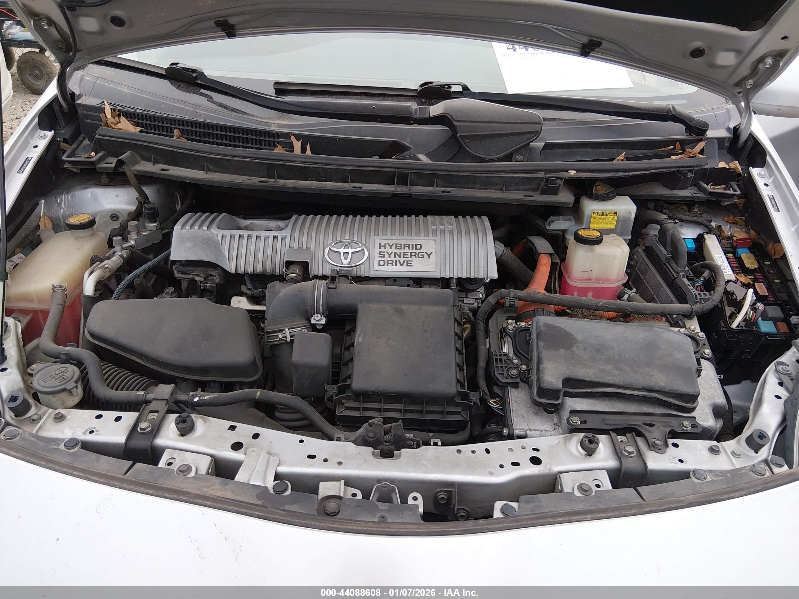 TOYOTA PRIUS image 10