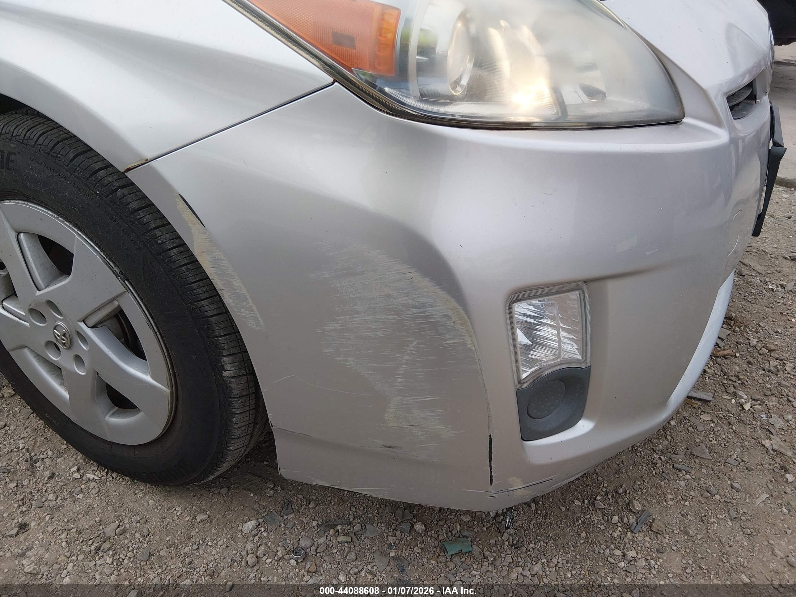 TOYOTA PRIUS image 6