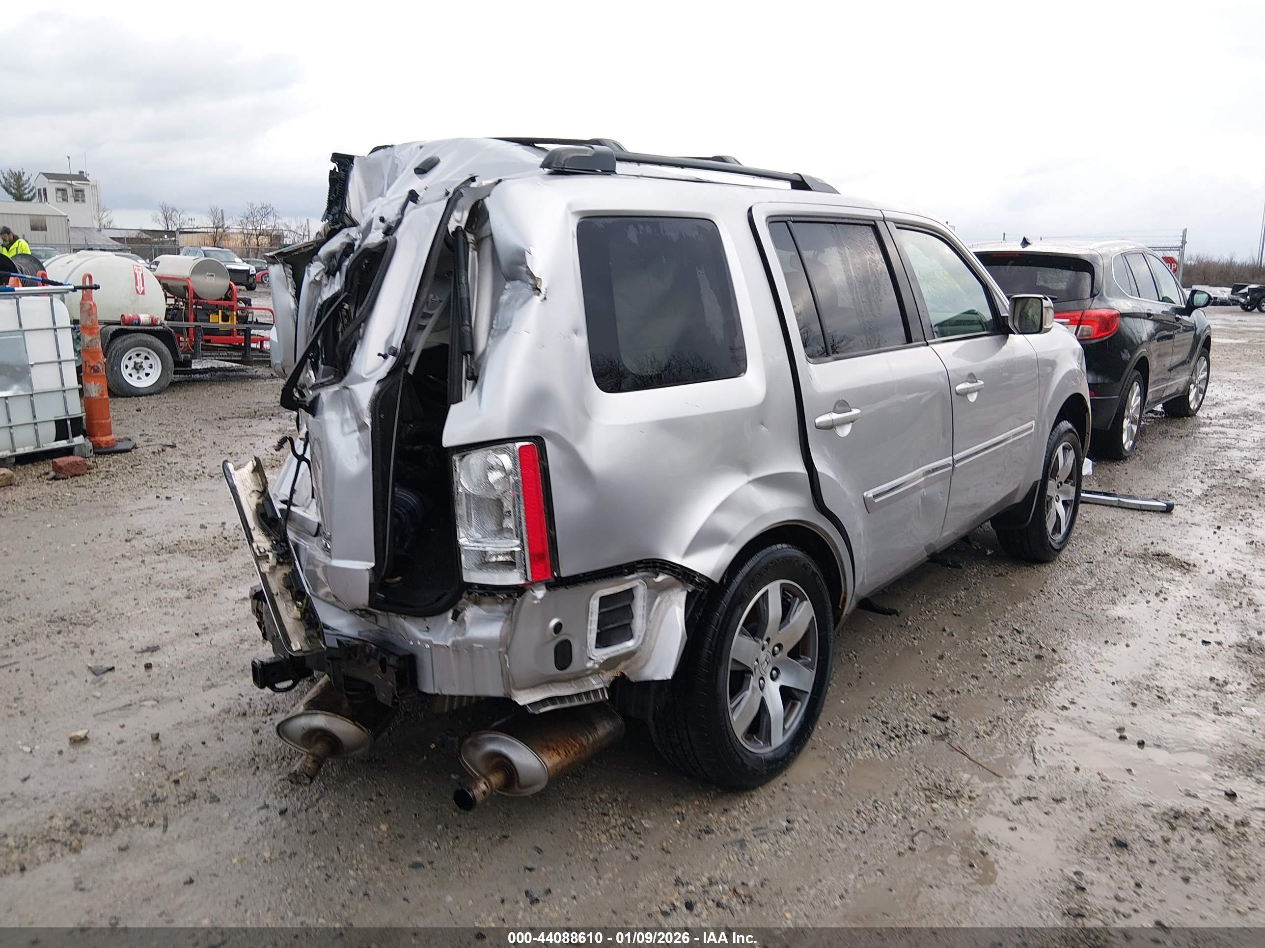 HONDA PILOT image 4