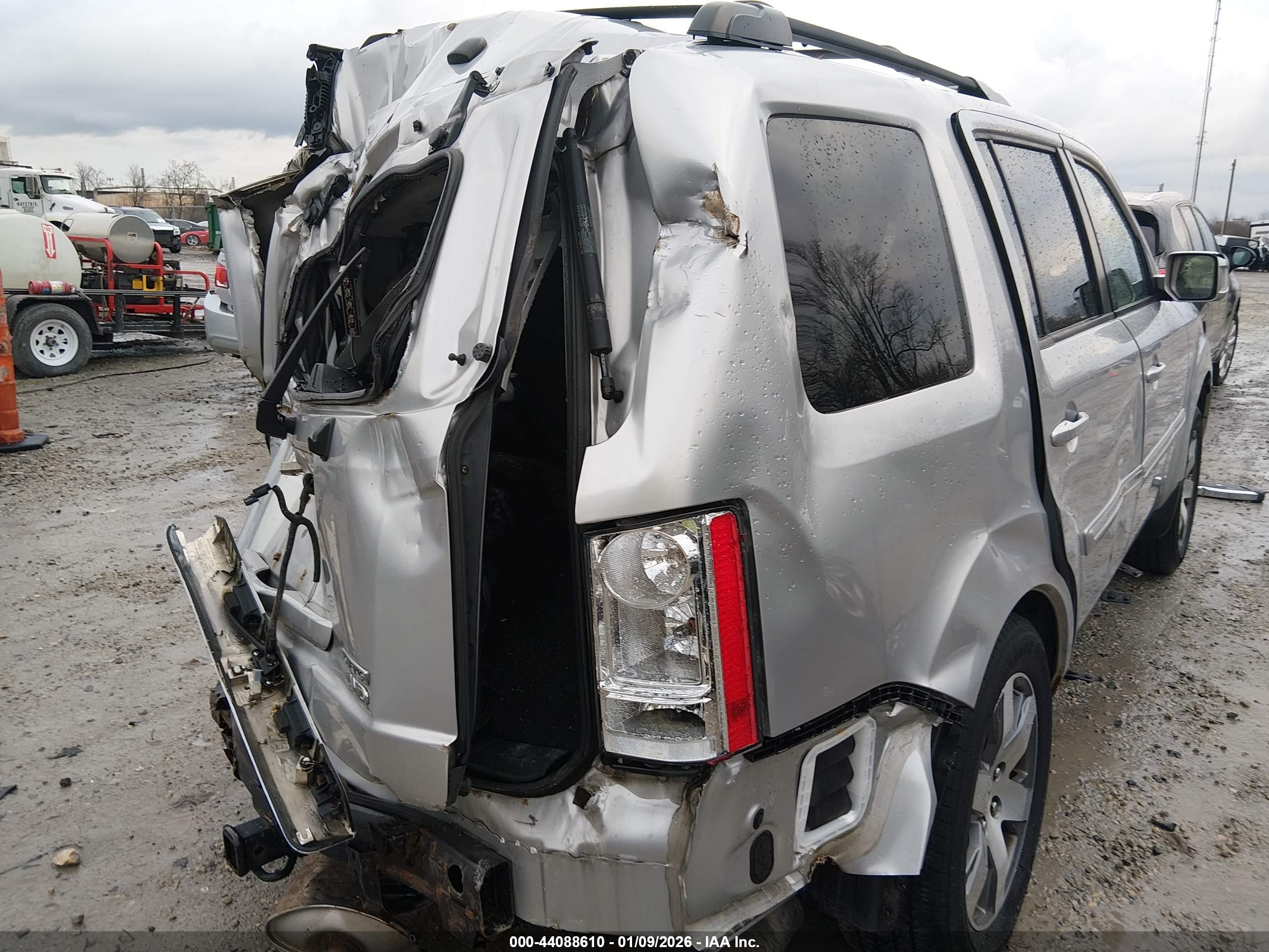 HONDA PILOT image 6