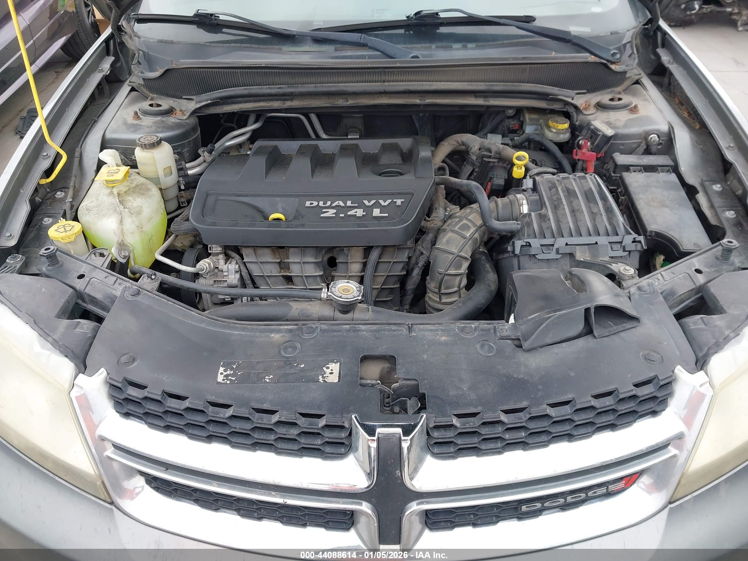 DODGE AVENGER image 10