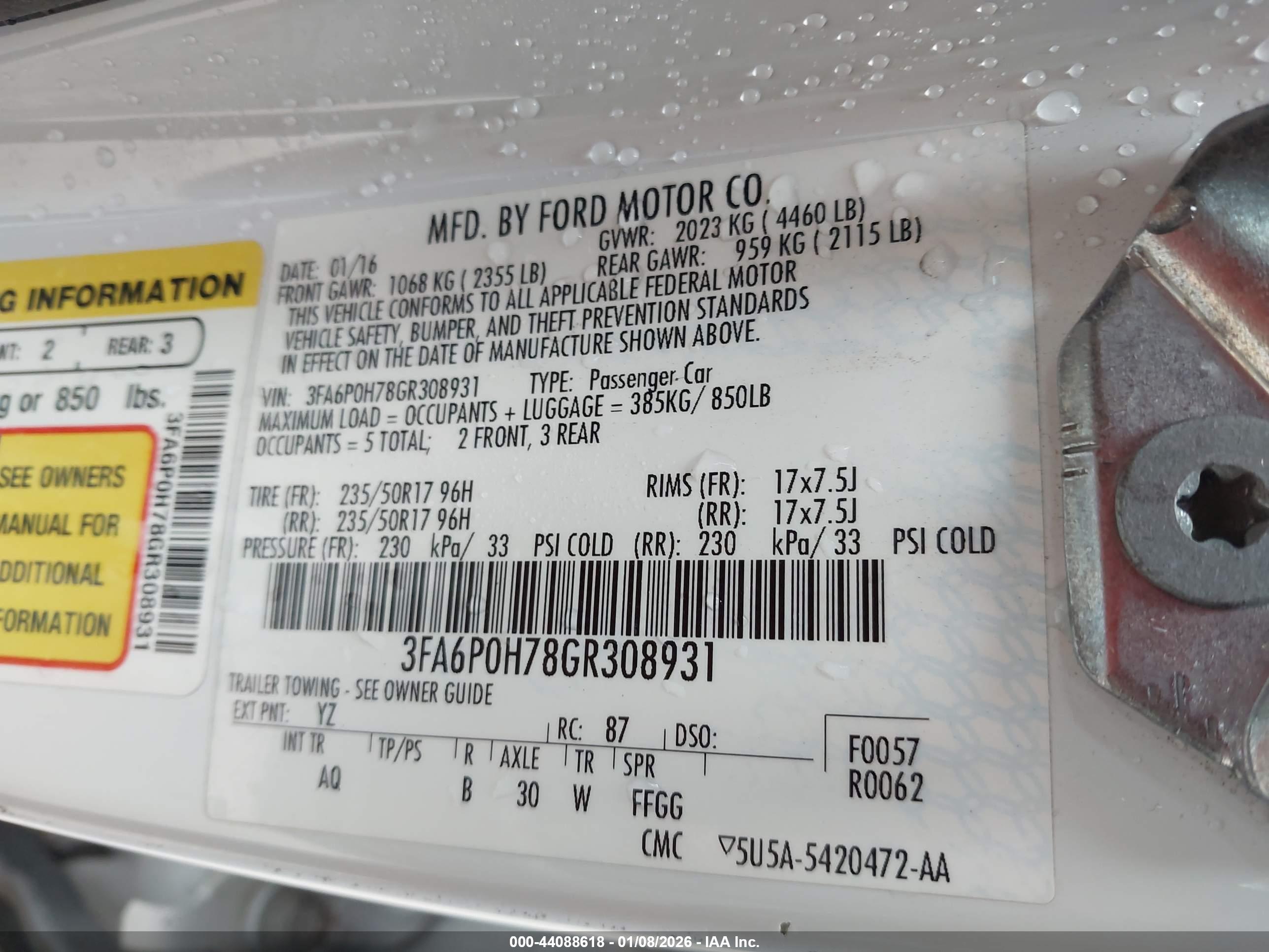 FORD FUSION image 9