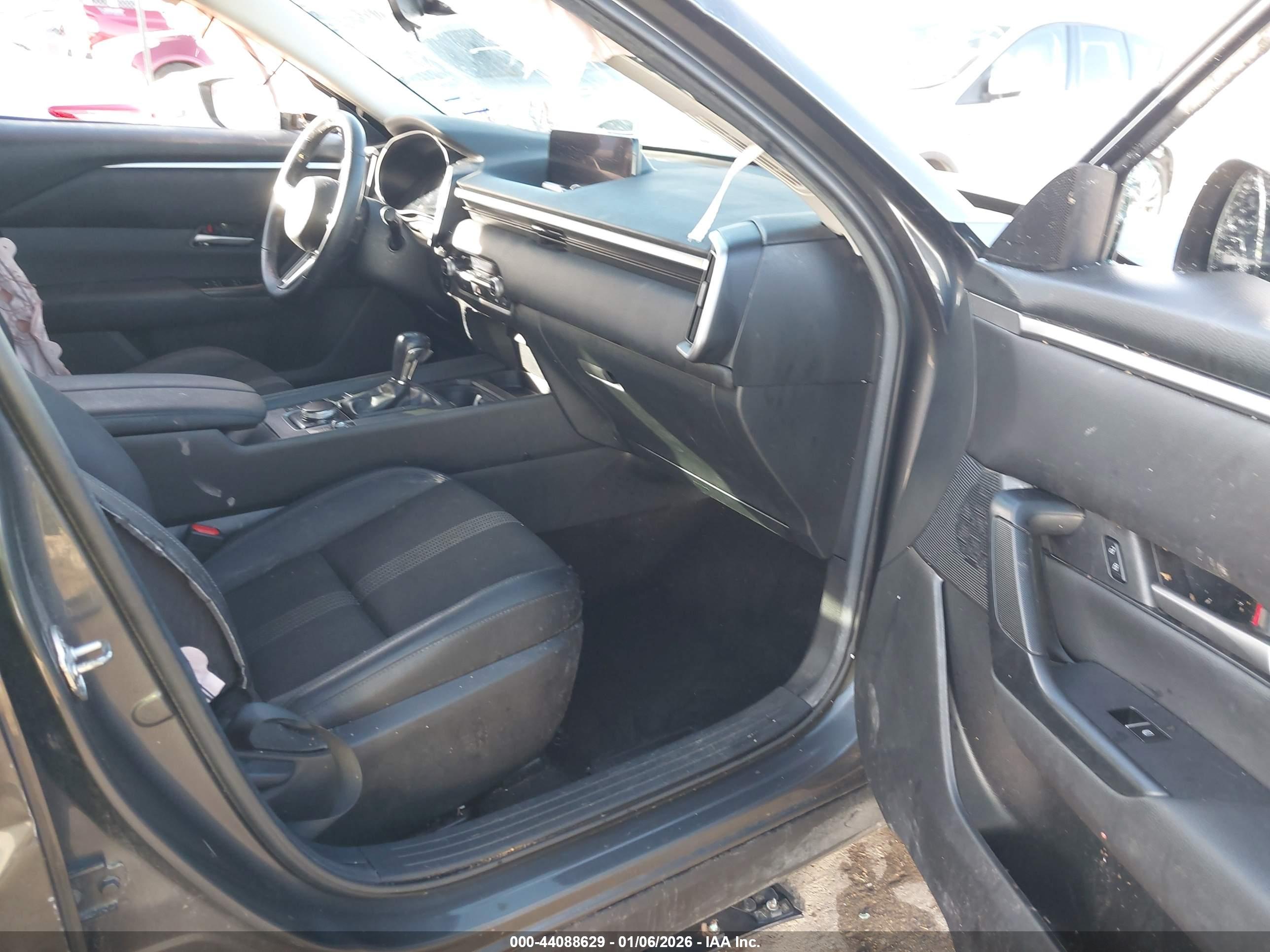 MAZDA CX-50 image 5