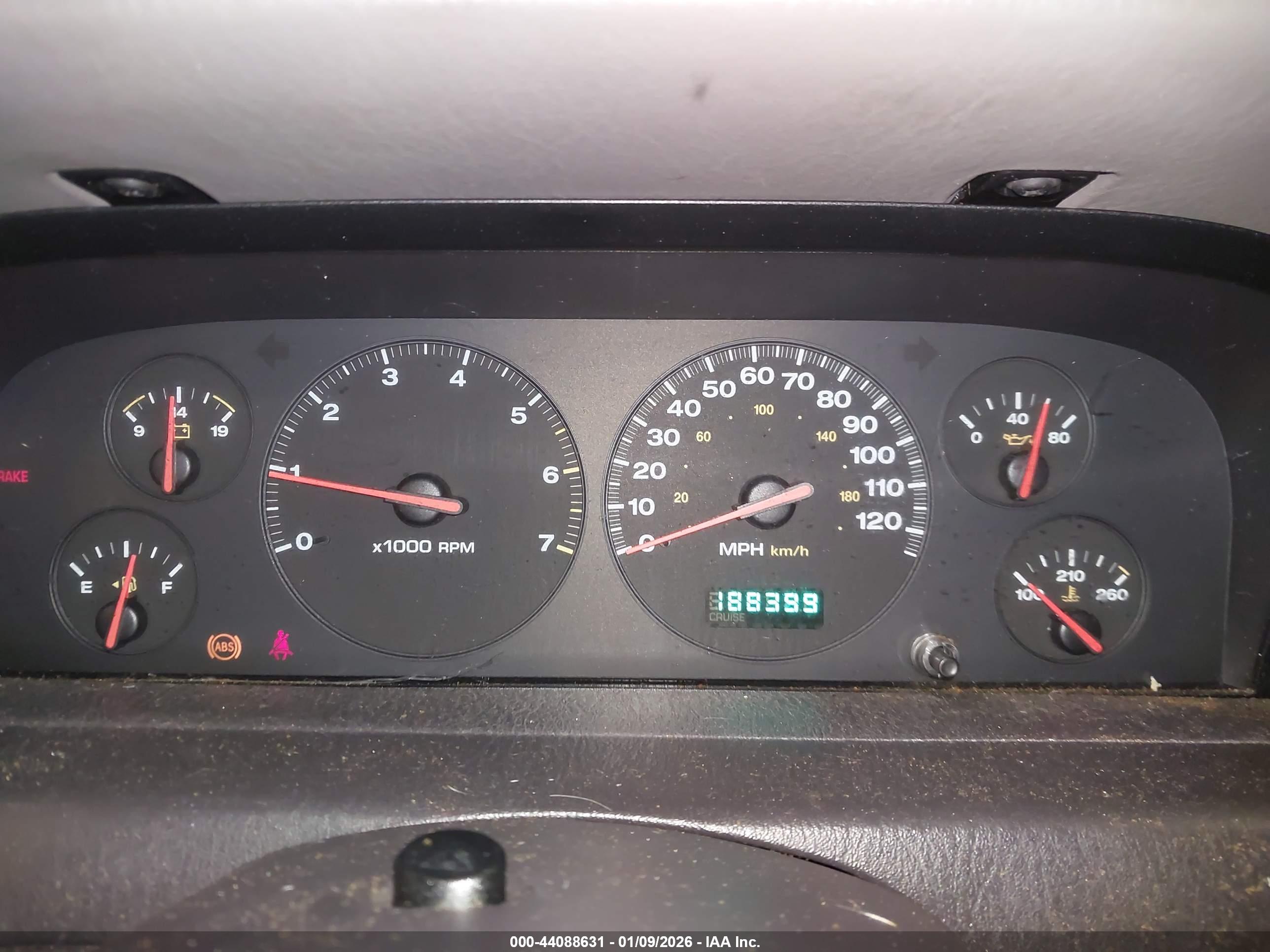 JEEP GRAND image 7
