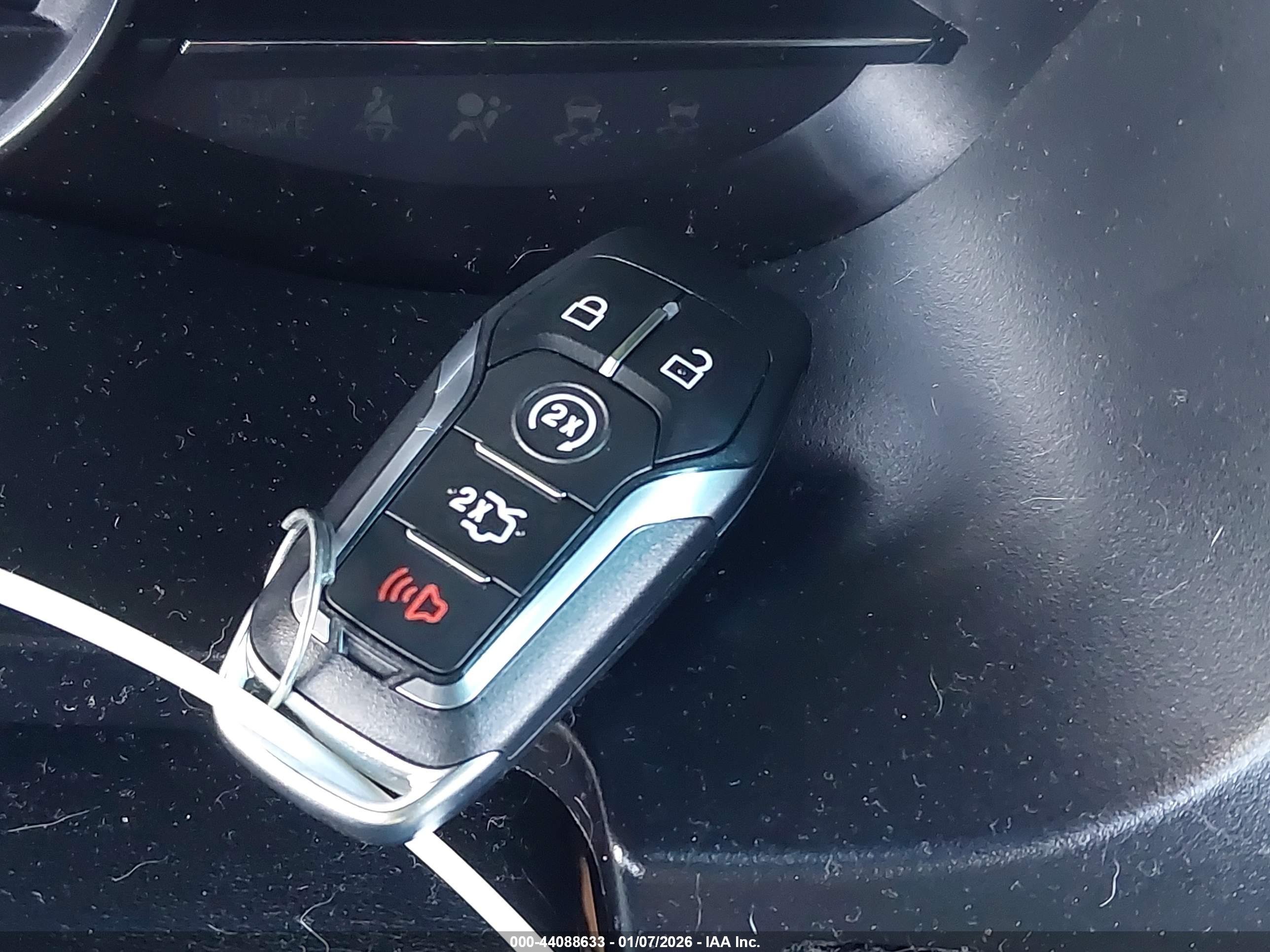 FORD EXPLORER image 11