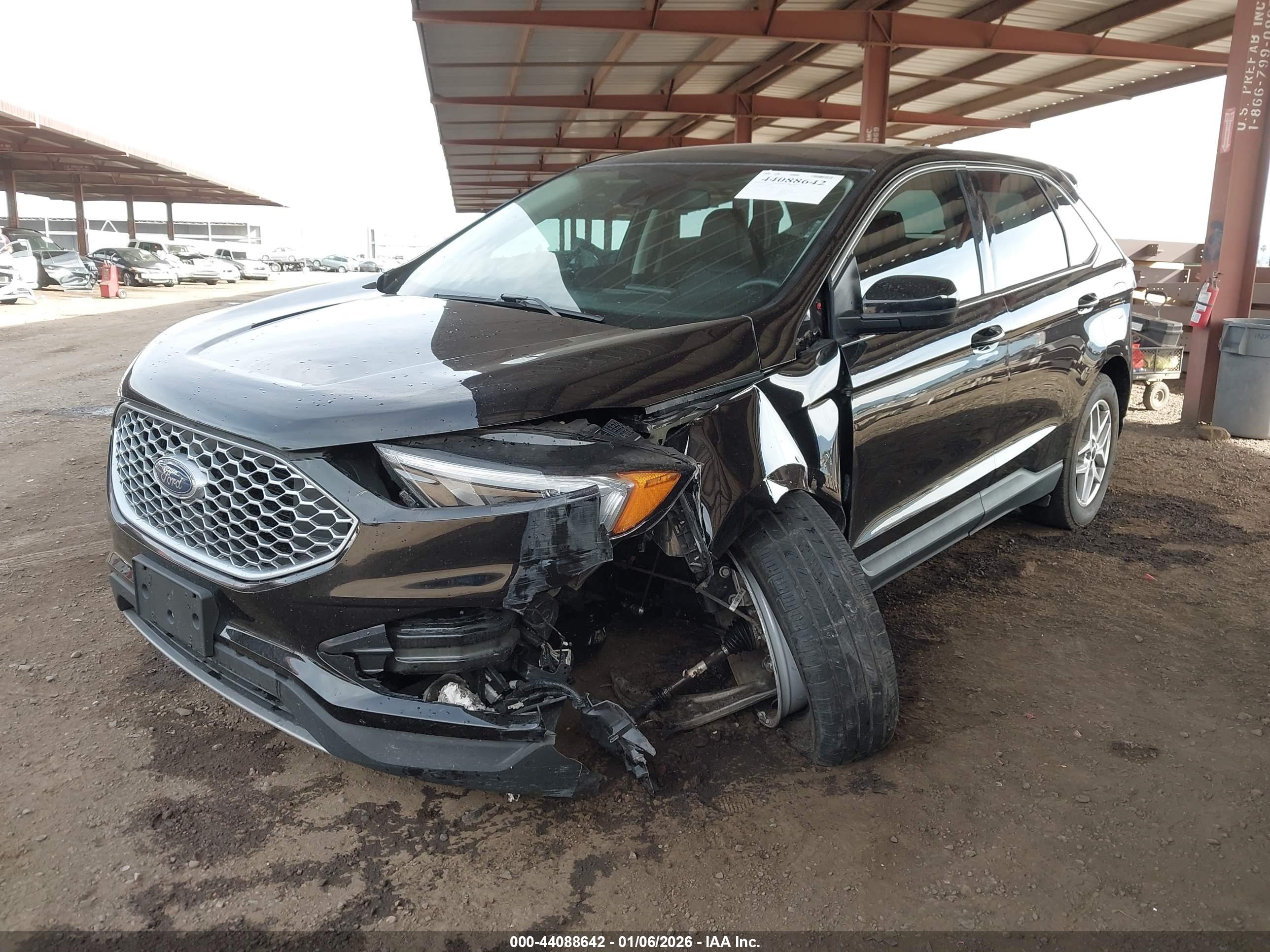 FORD EDGE image 2
