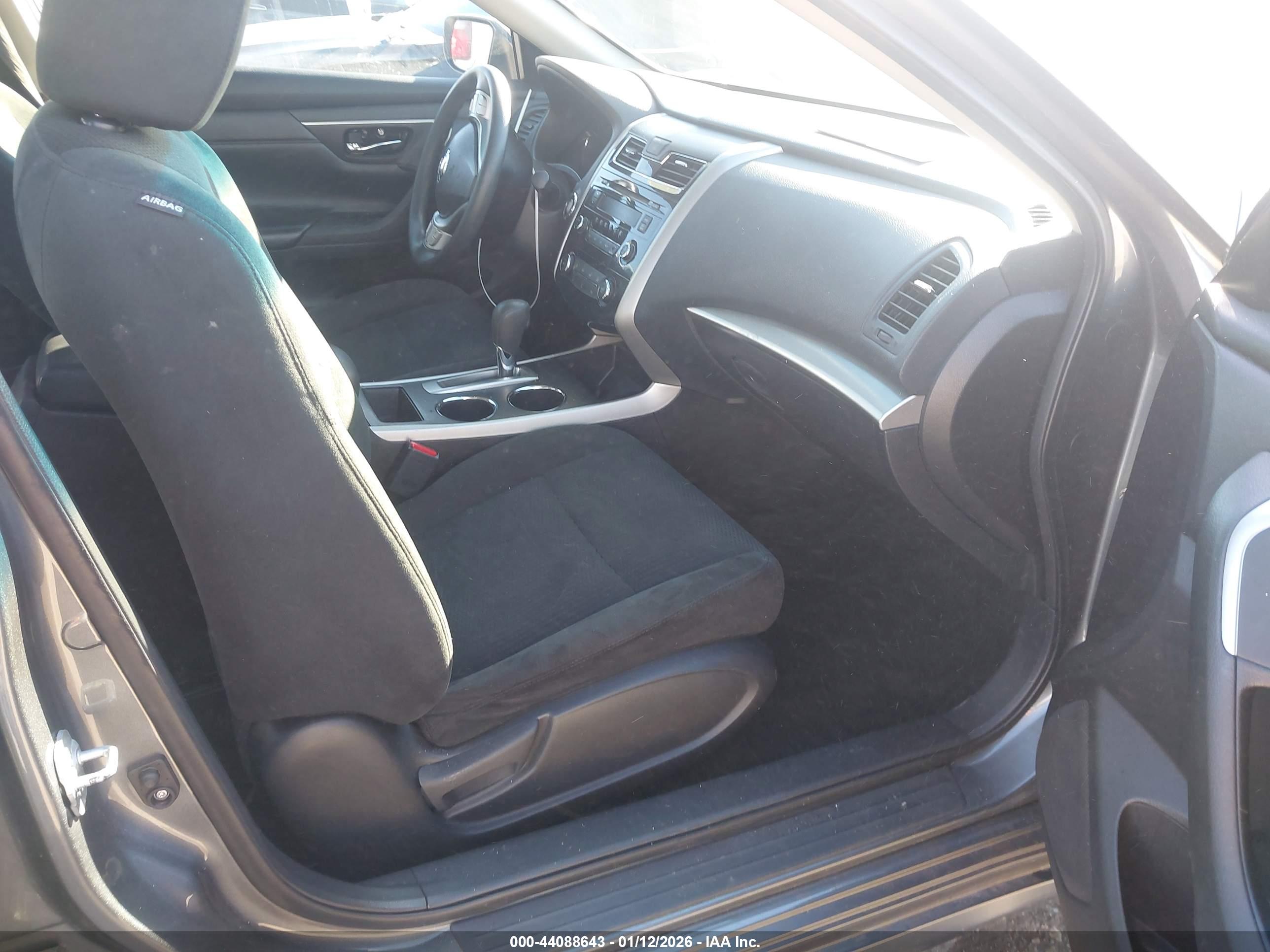 NISSAN ALTIMA image 5