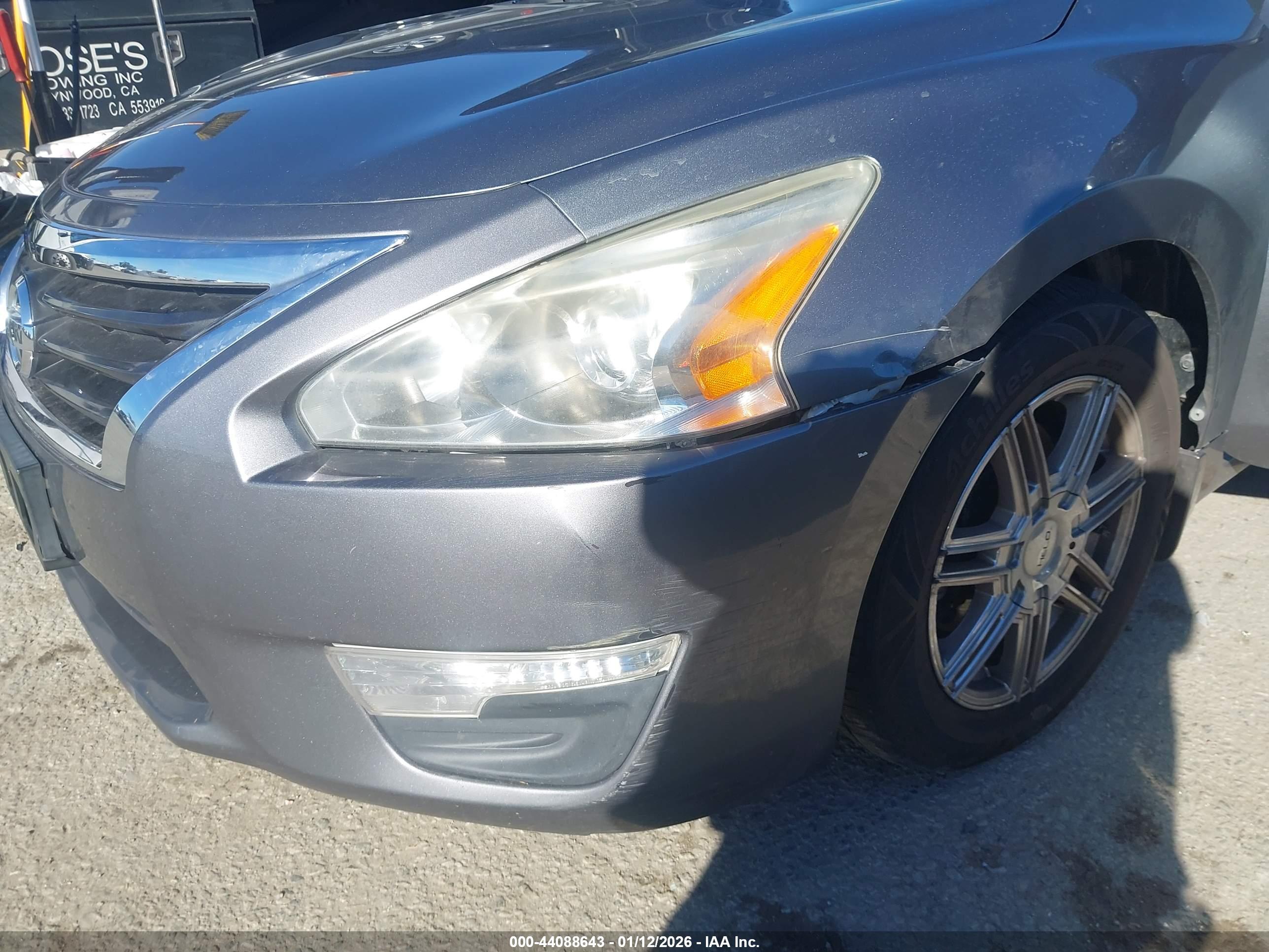 NISSAN ALTIMA image 6