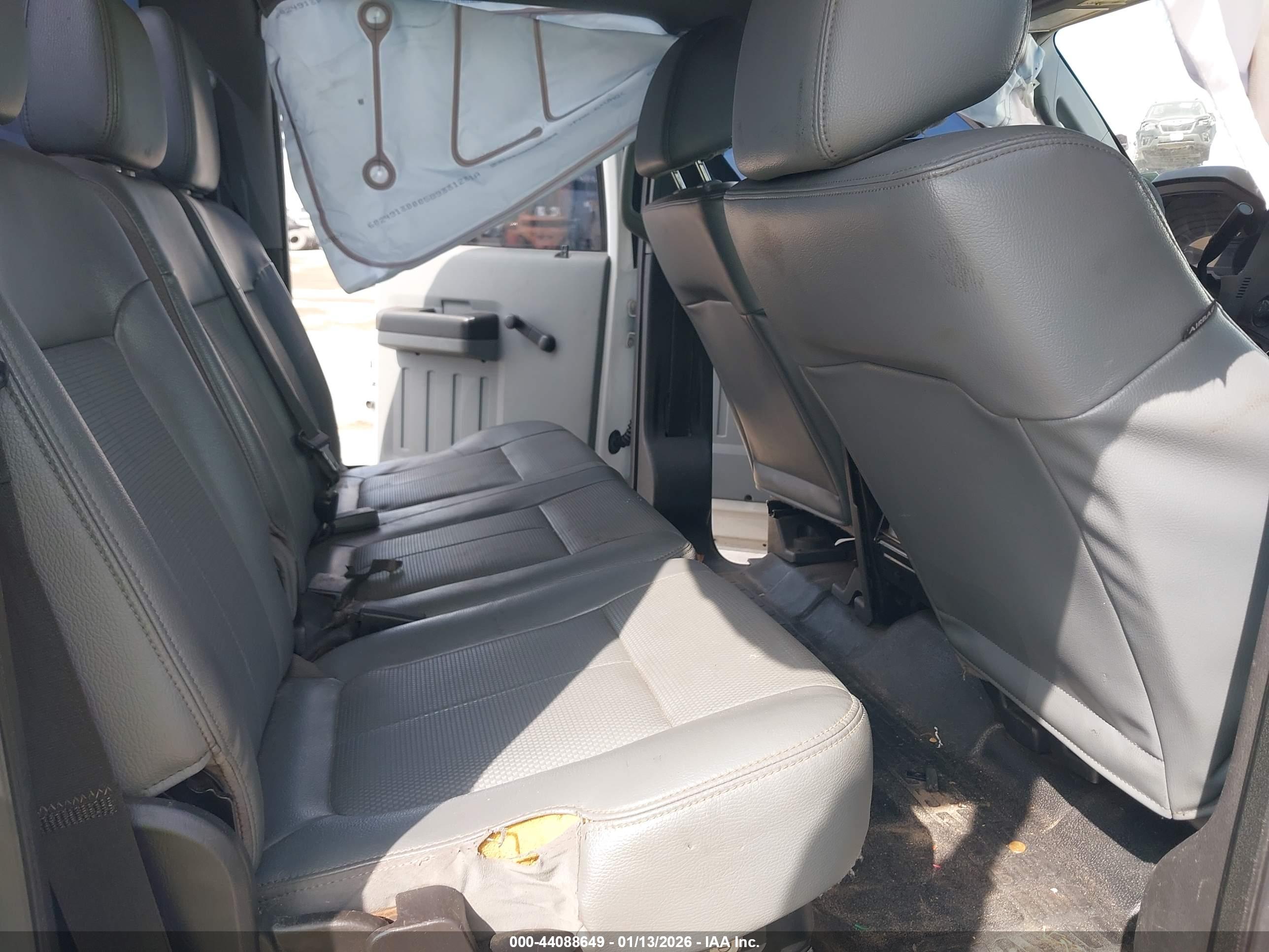 FORD F-350 image 8