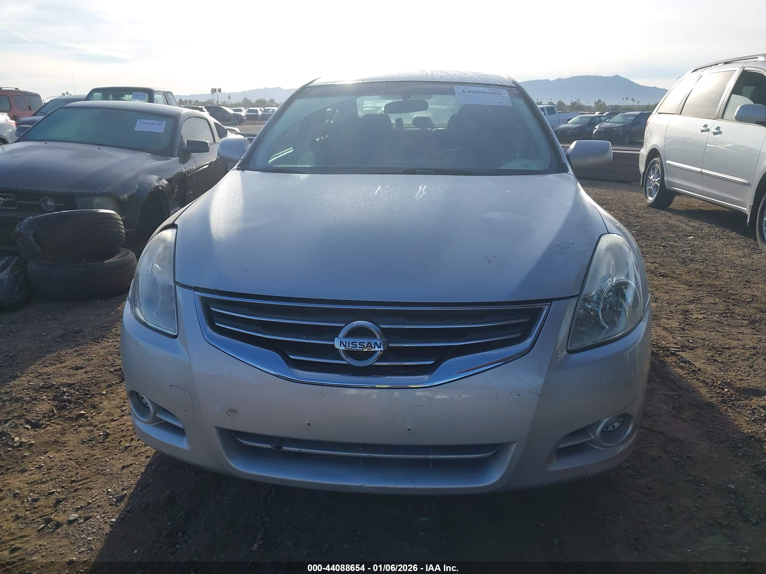 NISSAN ALTIMA image 6