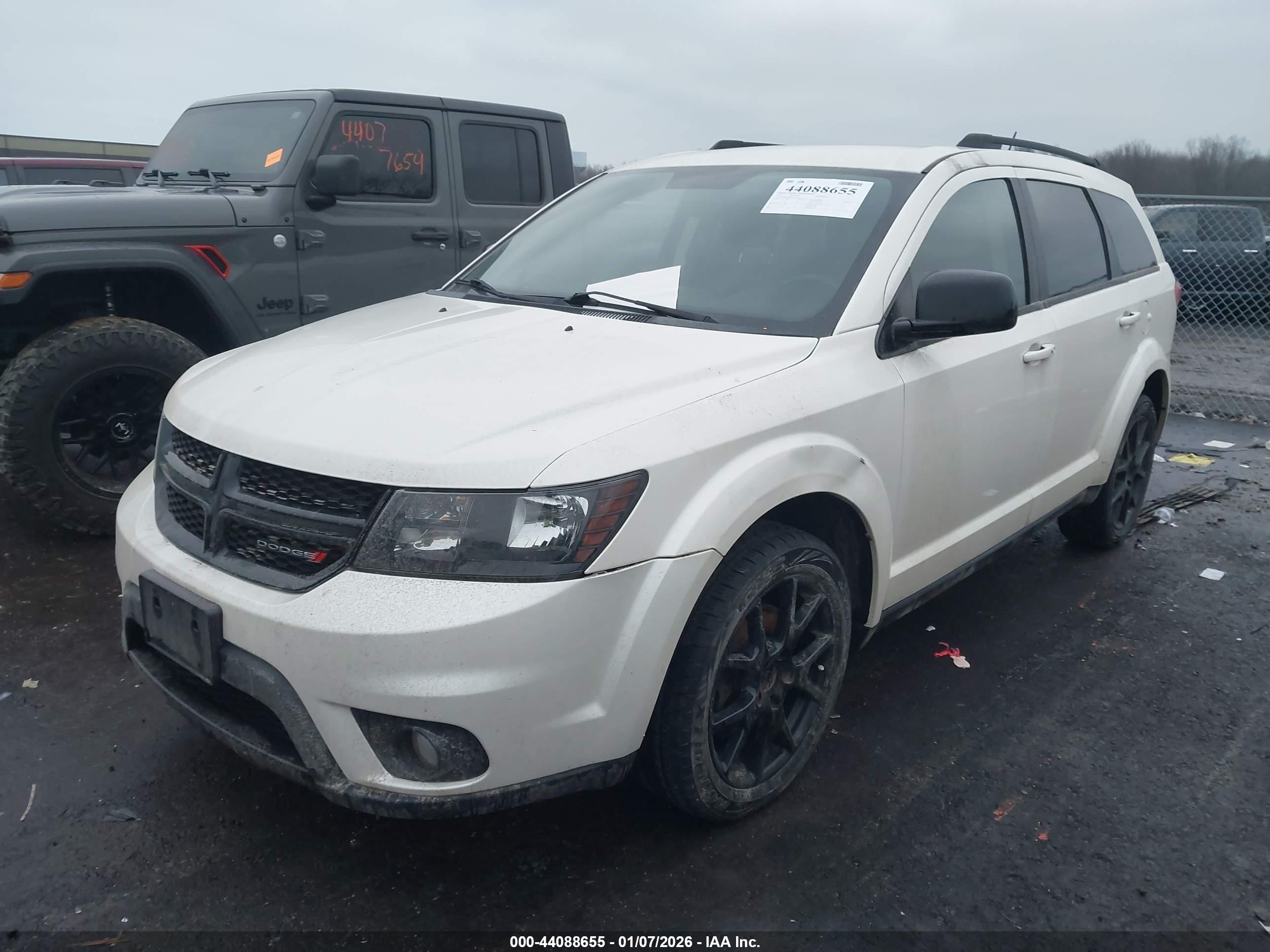 DODGE JOURNEY image 2