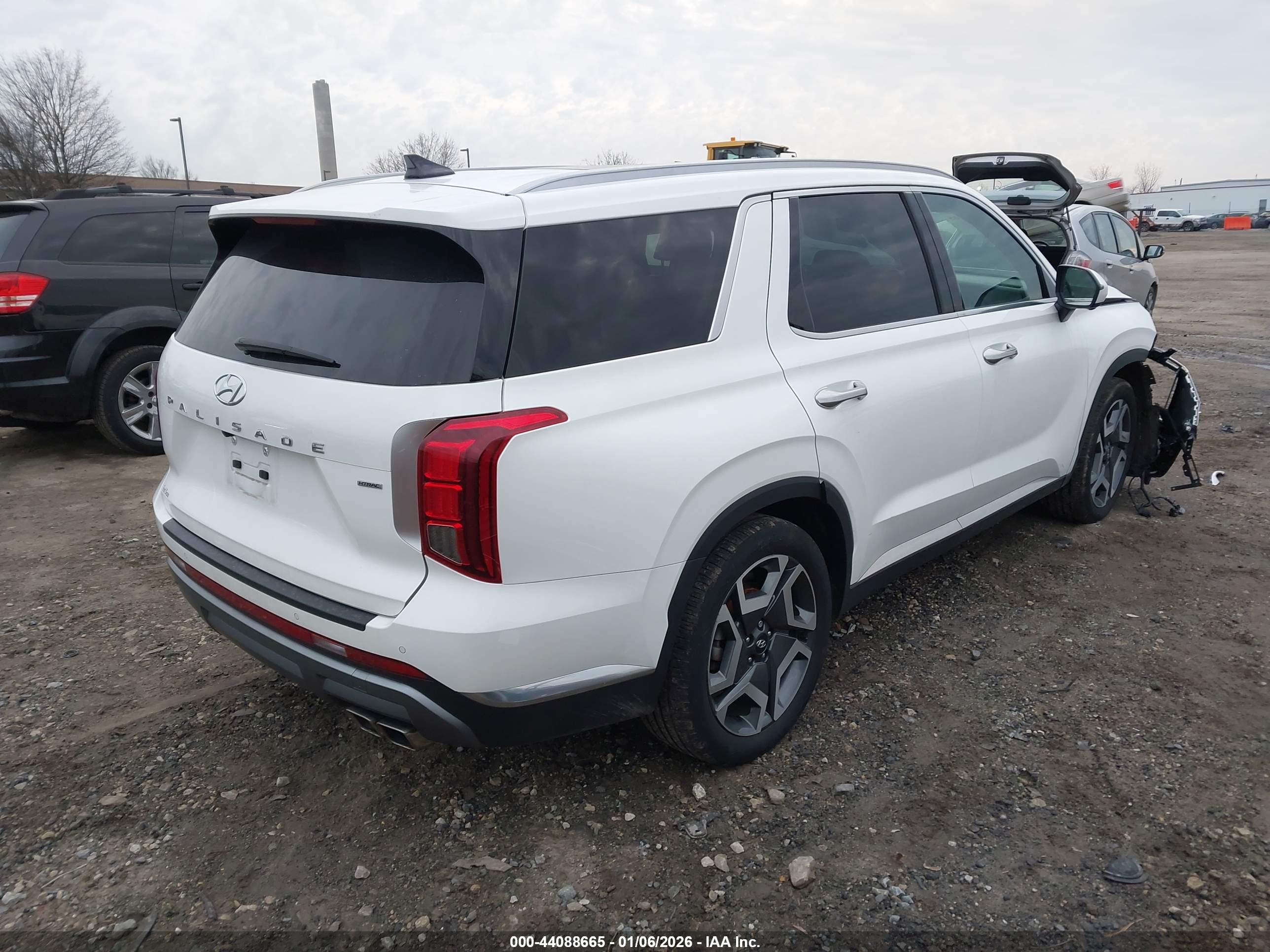 HYUNDAI PALISADE image 4