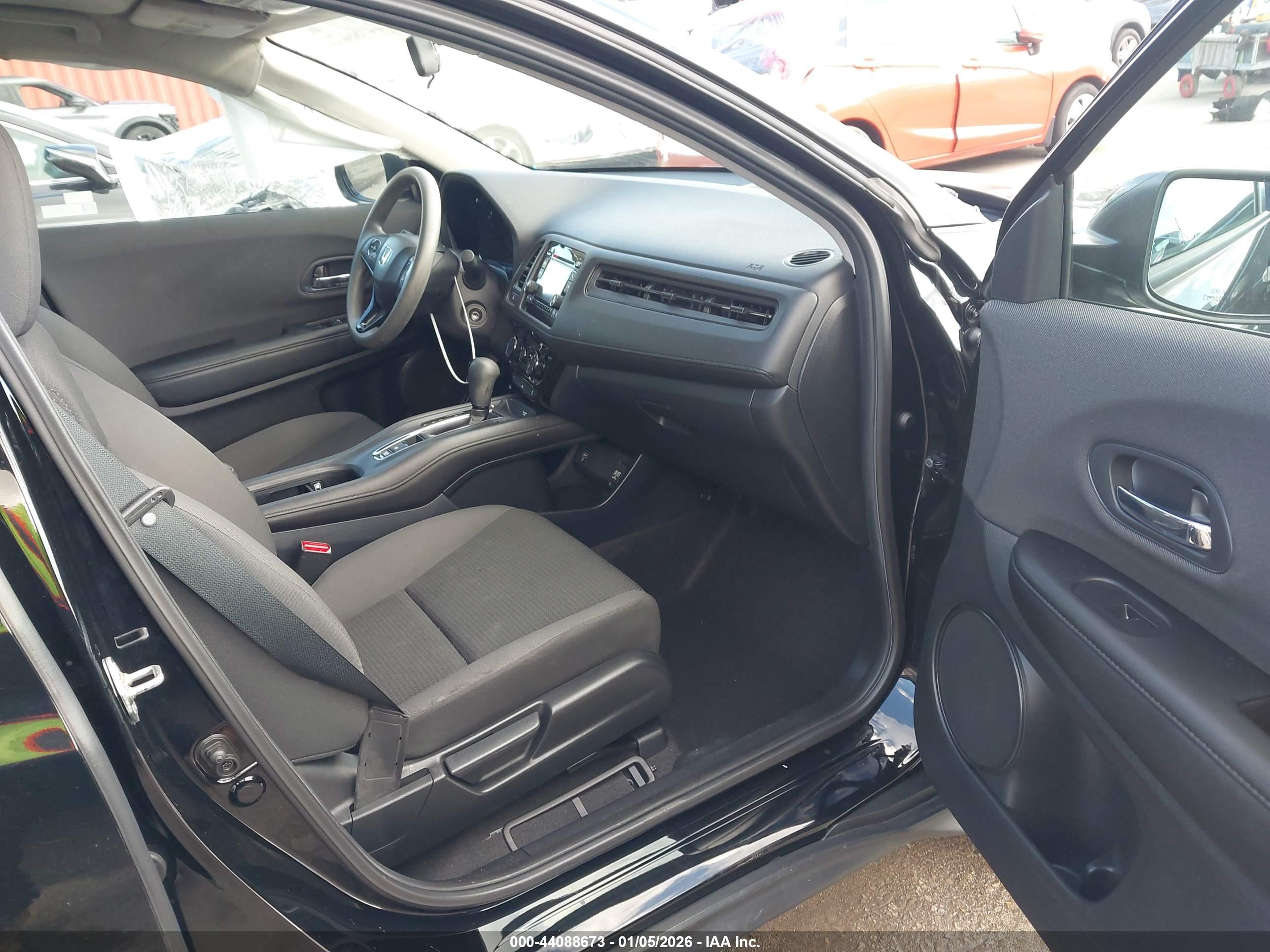 HONDA HR-V image 5