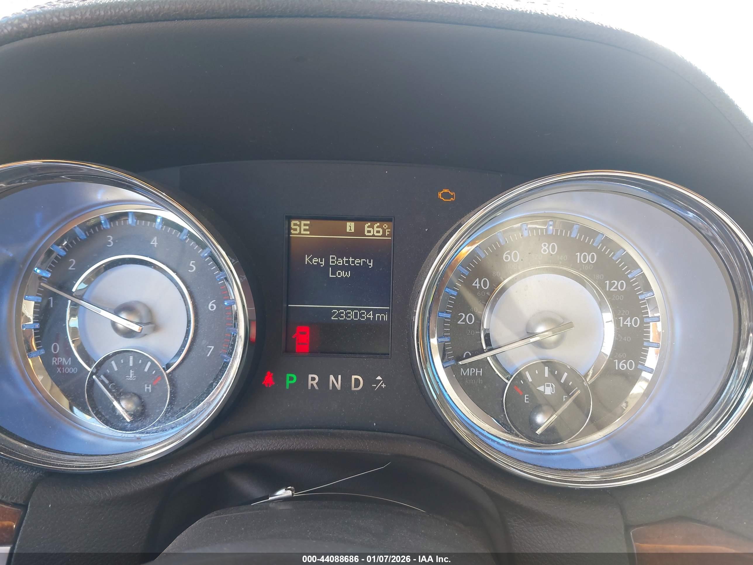 CHRYSLER 300C image 7