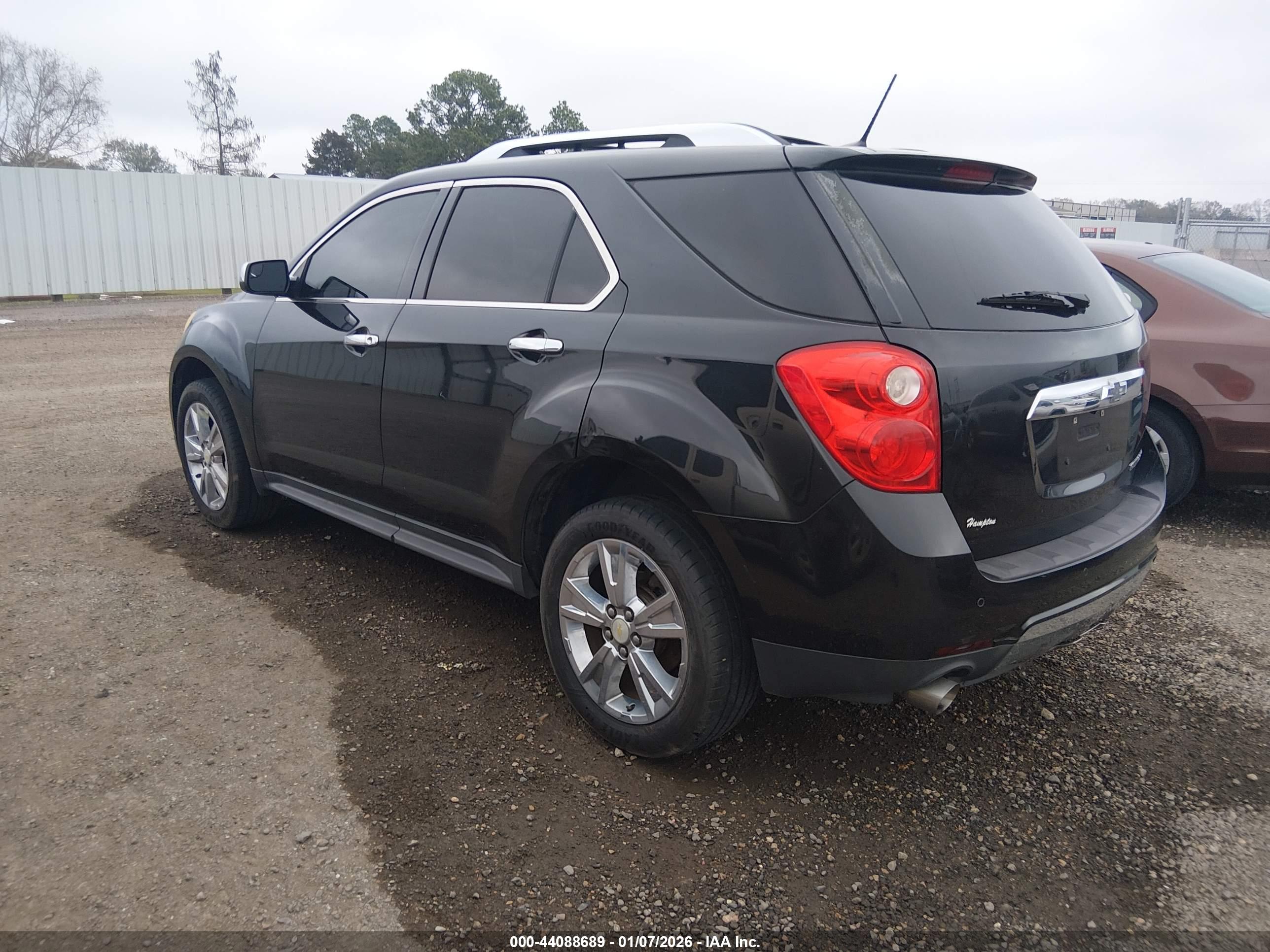 CHEVROLET EQUINOX image 3