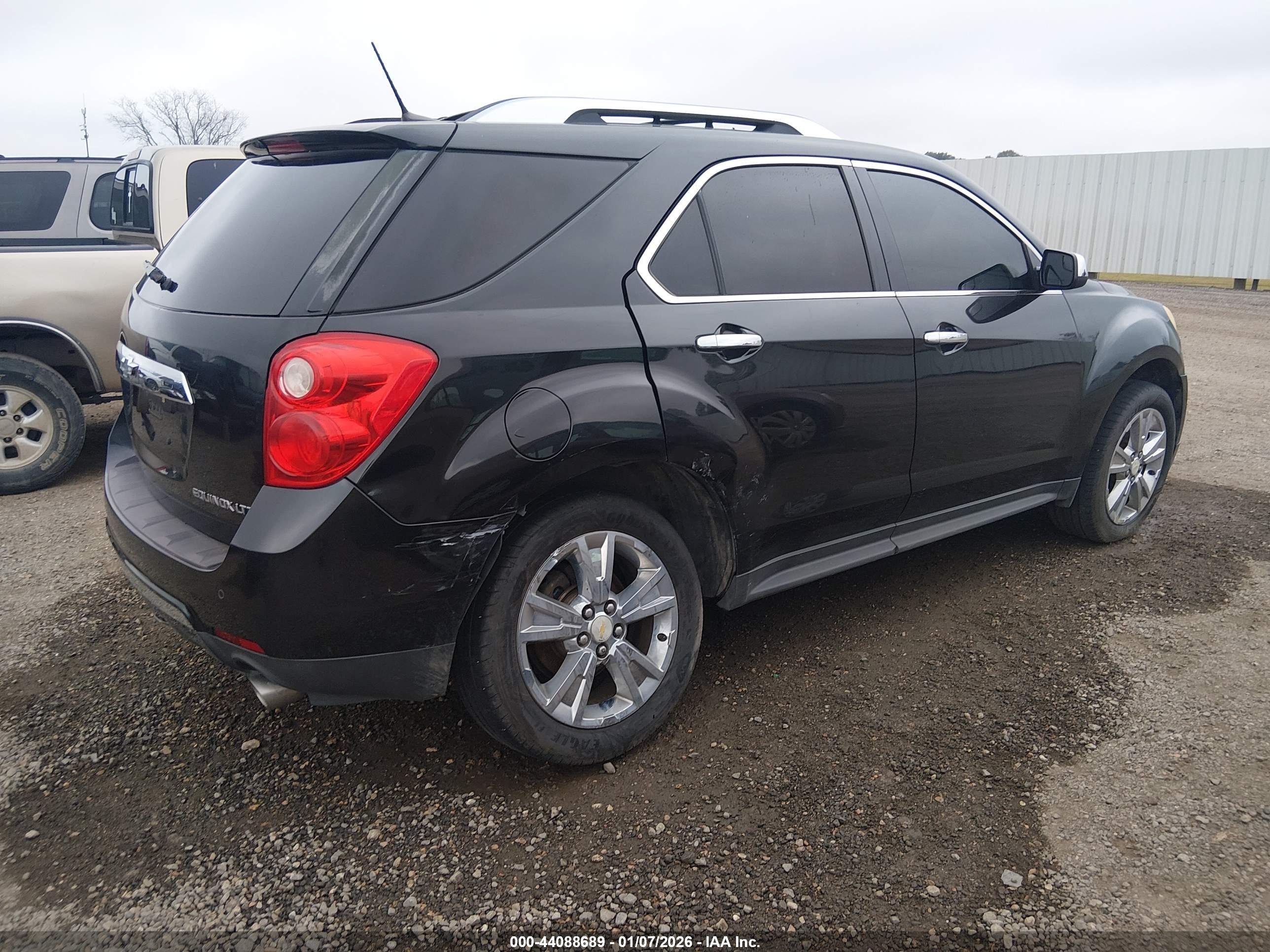 CHEVROLET EQUINOX image 4