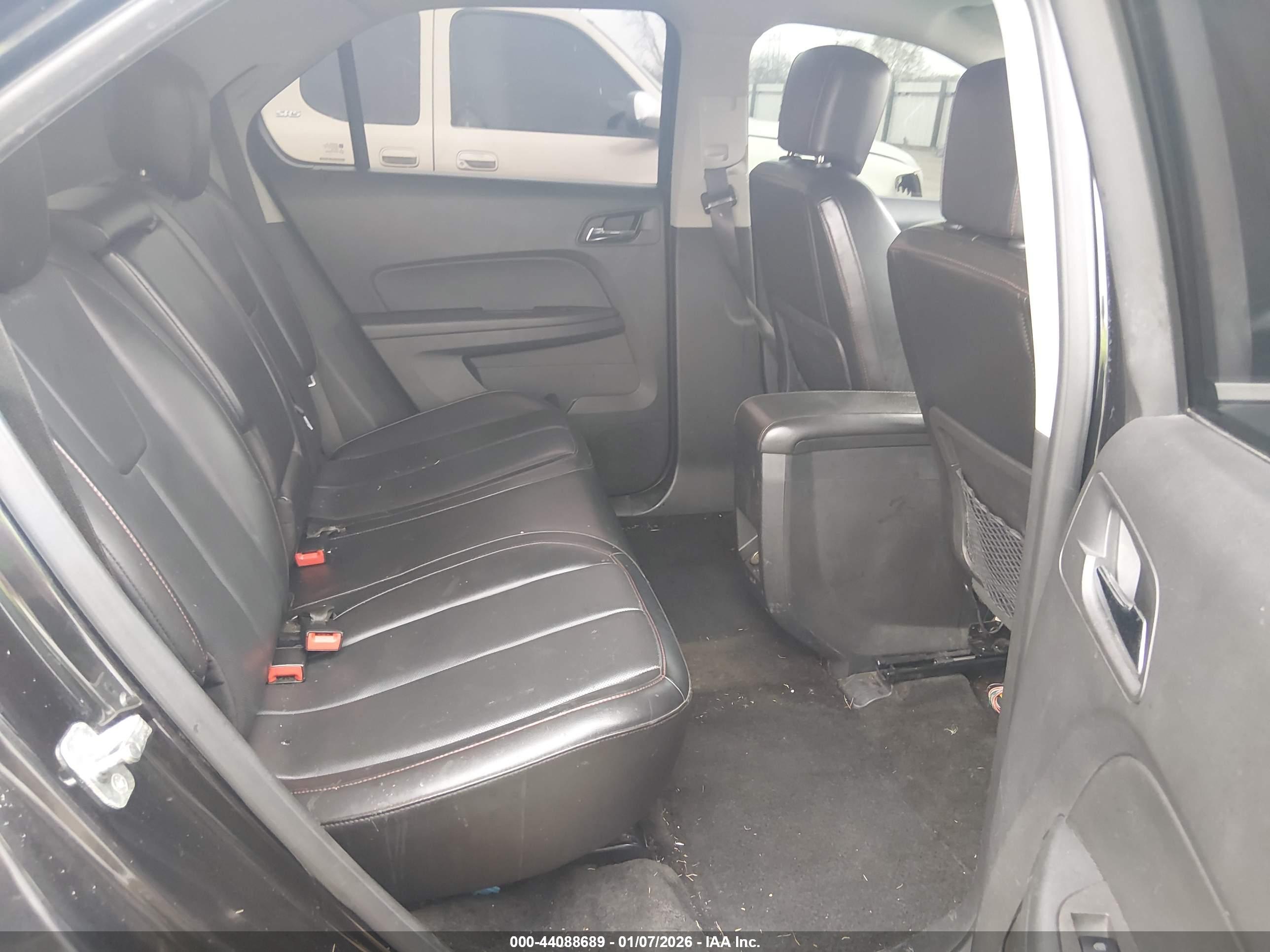 CHEVROLET EQUINOX image 8
