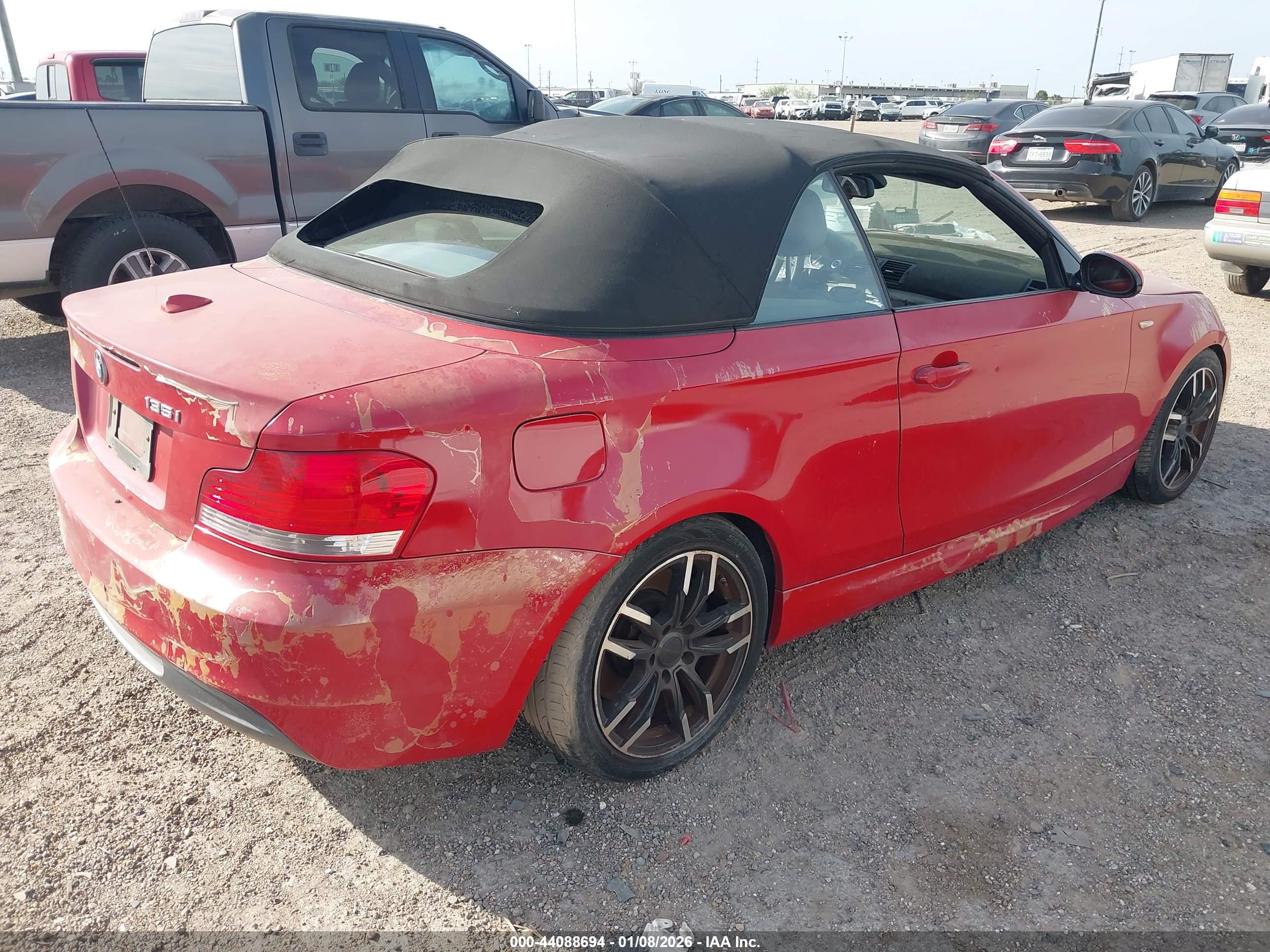 BMW 135I image 4