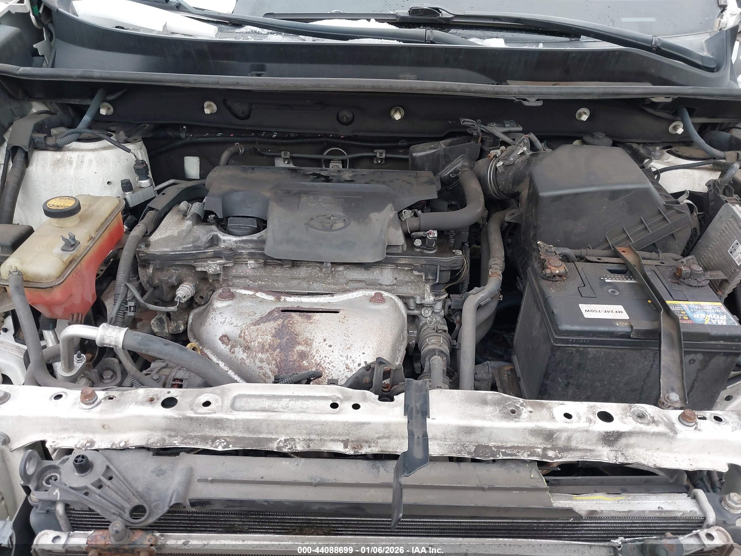 TOYOTA RAV4 image 10