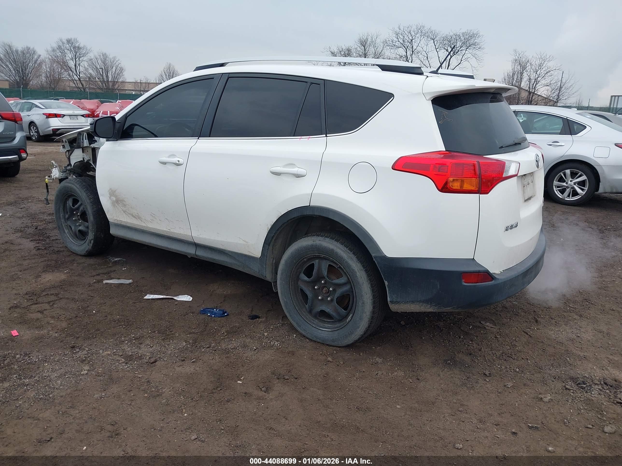 TOYOTA RAV4 image 3