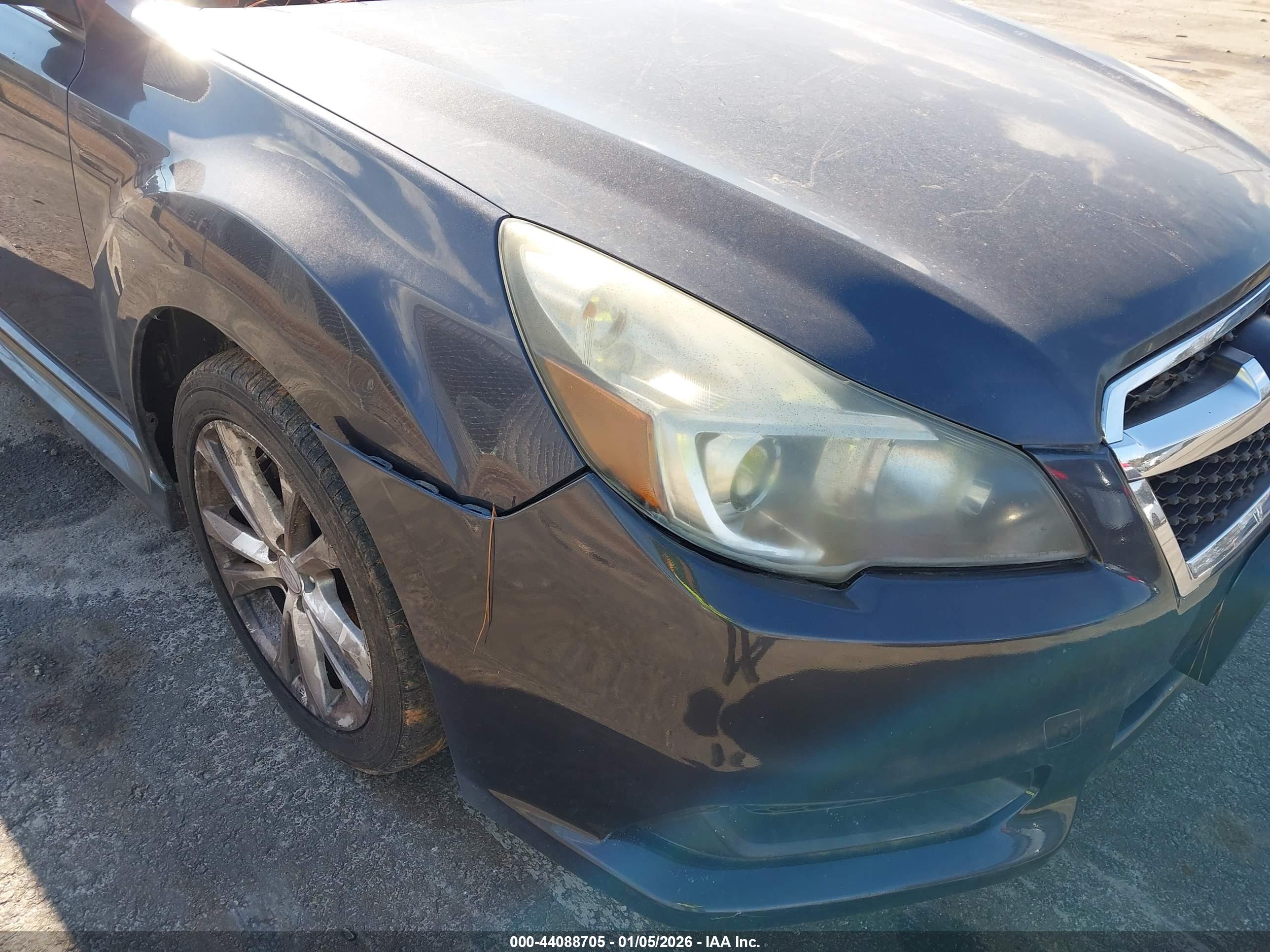 SUBARU LEGACY image 6