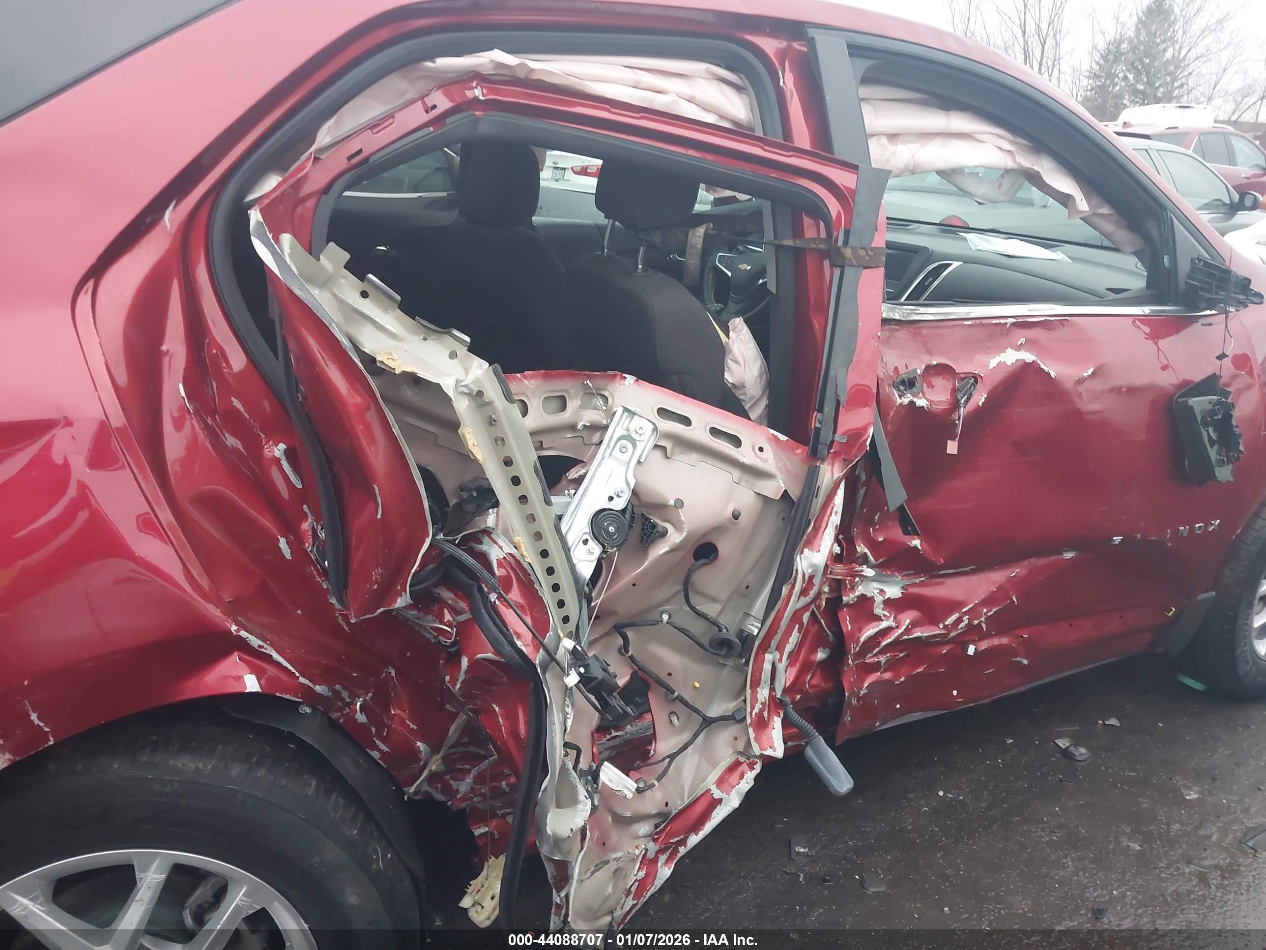 CHEVROLET EQUINOX image 6