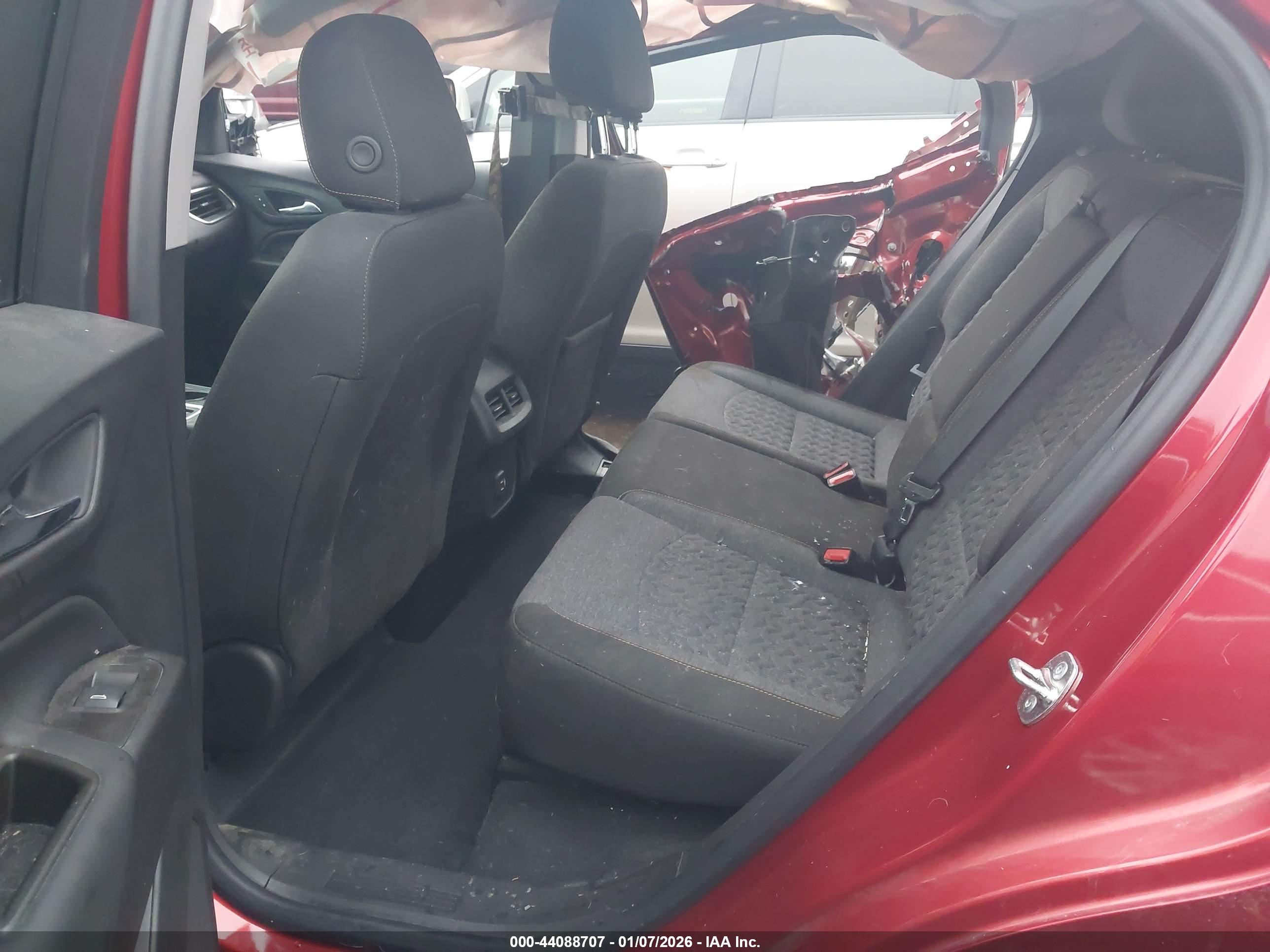 CHEVROLET EQUINOX image 8