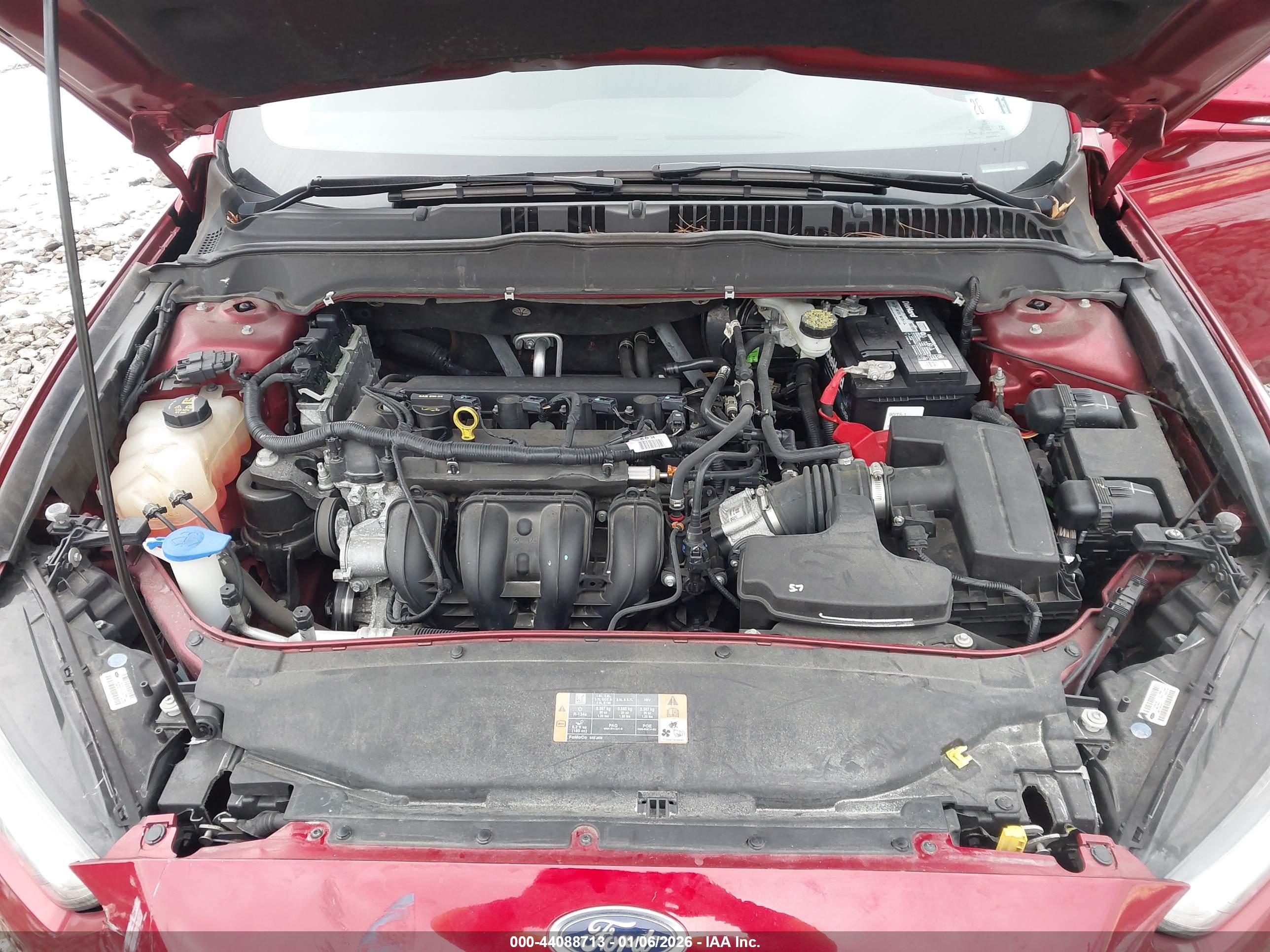 FORD FUSION image 10