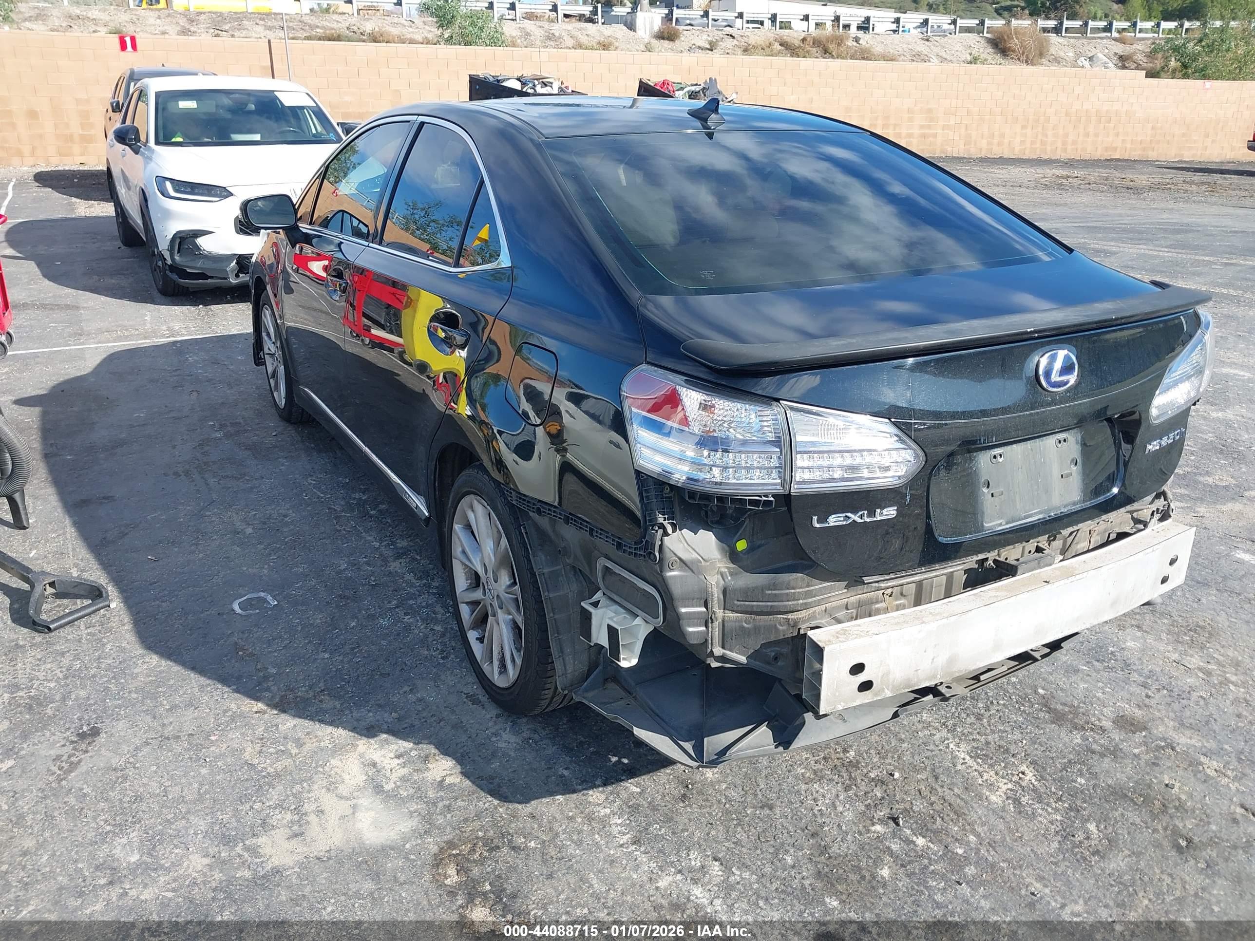 LEXUS HS image 3