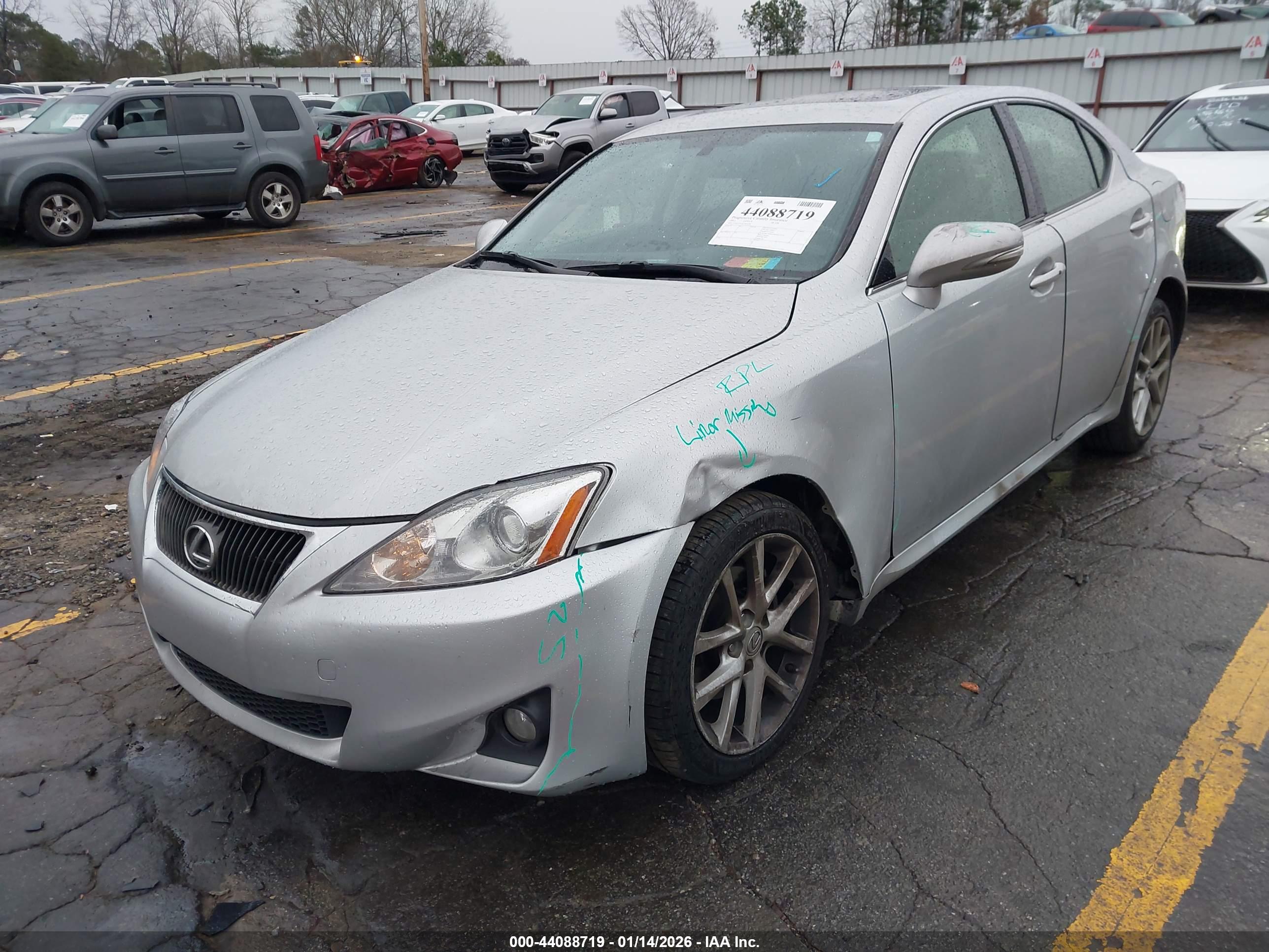 LEXUS IS image 2
