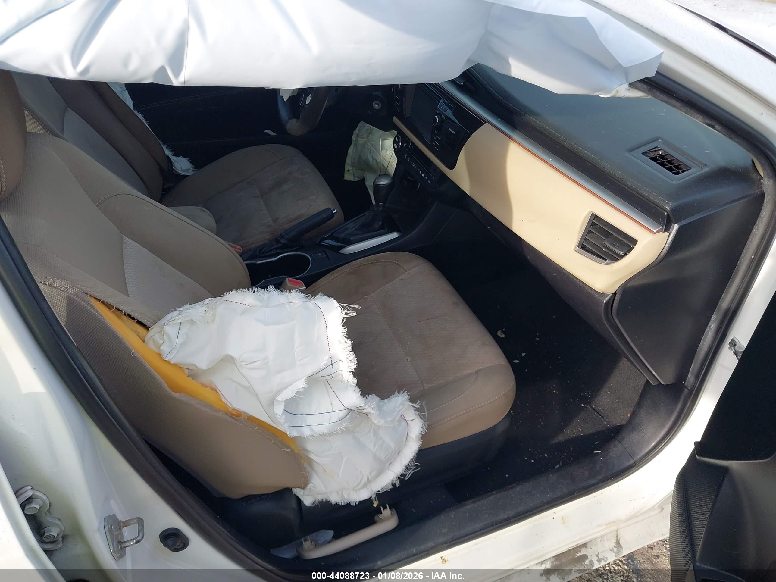 TOYOTA COROLLA image 5