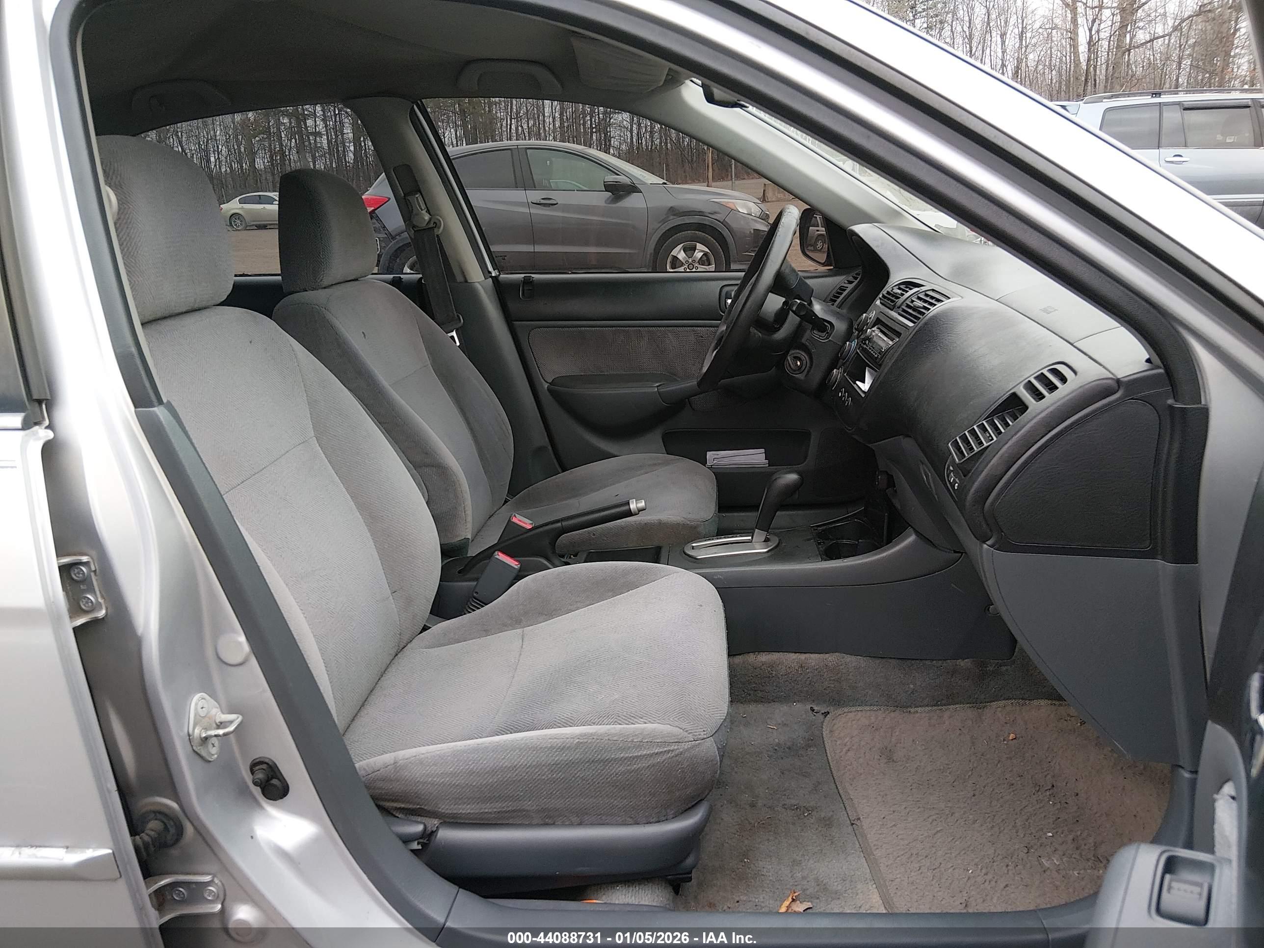 HONDA CIVIC image 5